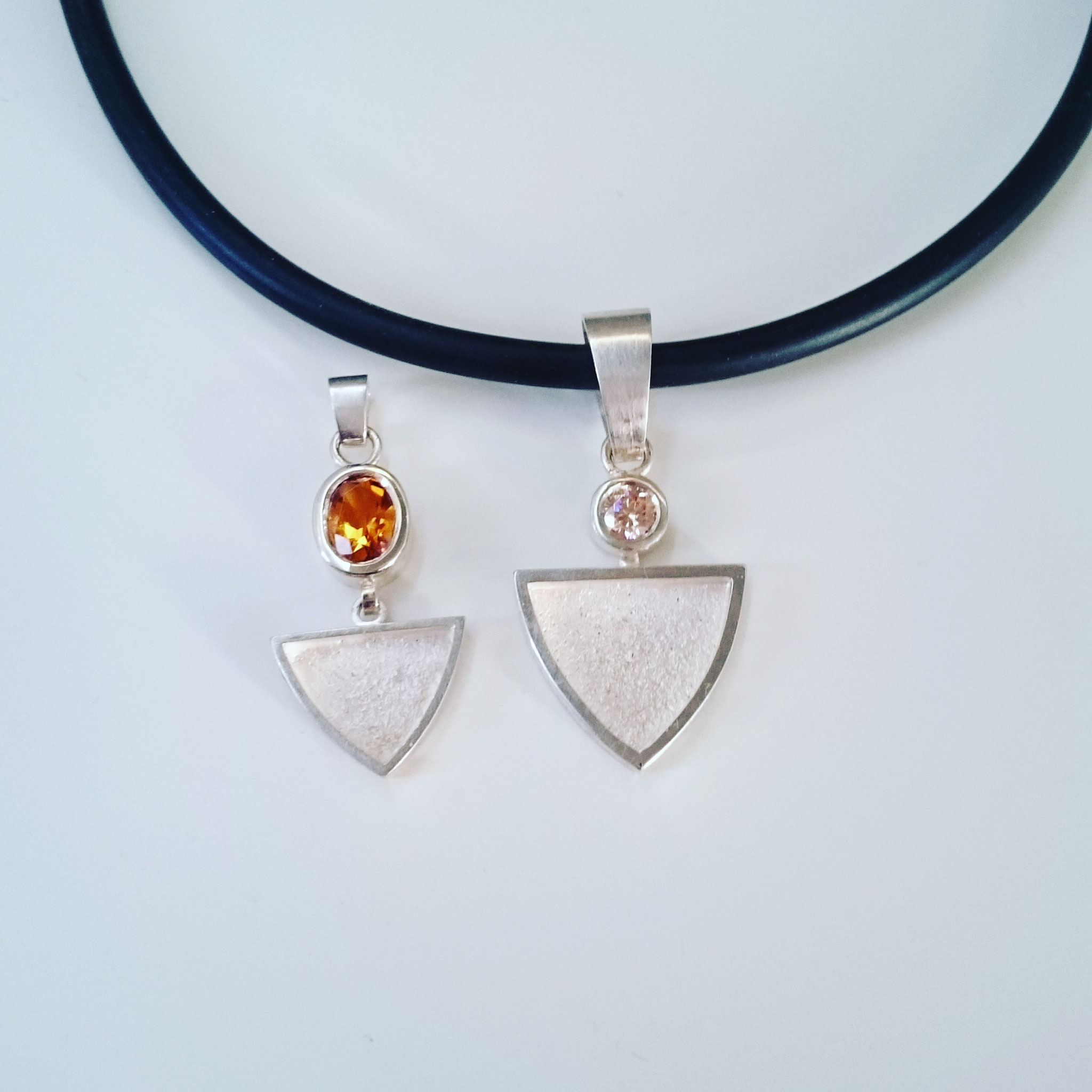 925/- Silber, Zitrin, Zirkonia mit Kautschukband