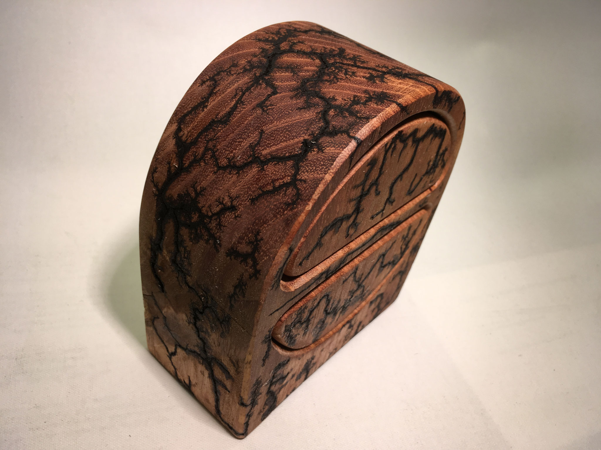 Robinie-Box 5
