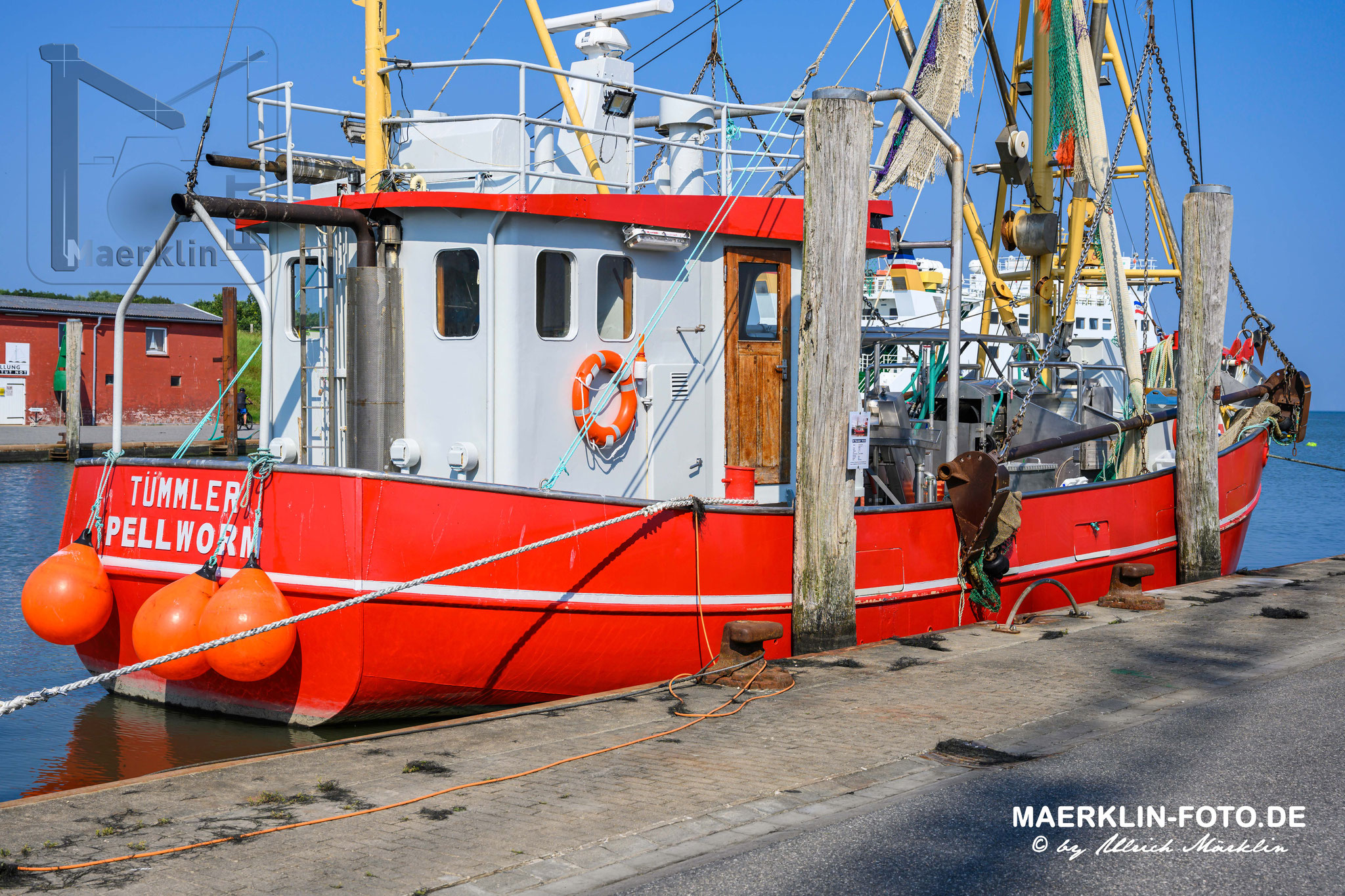 Nordseeinsel Pellworm, Hafen, Fischerboot