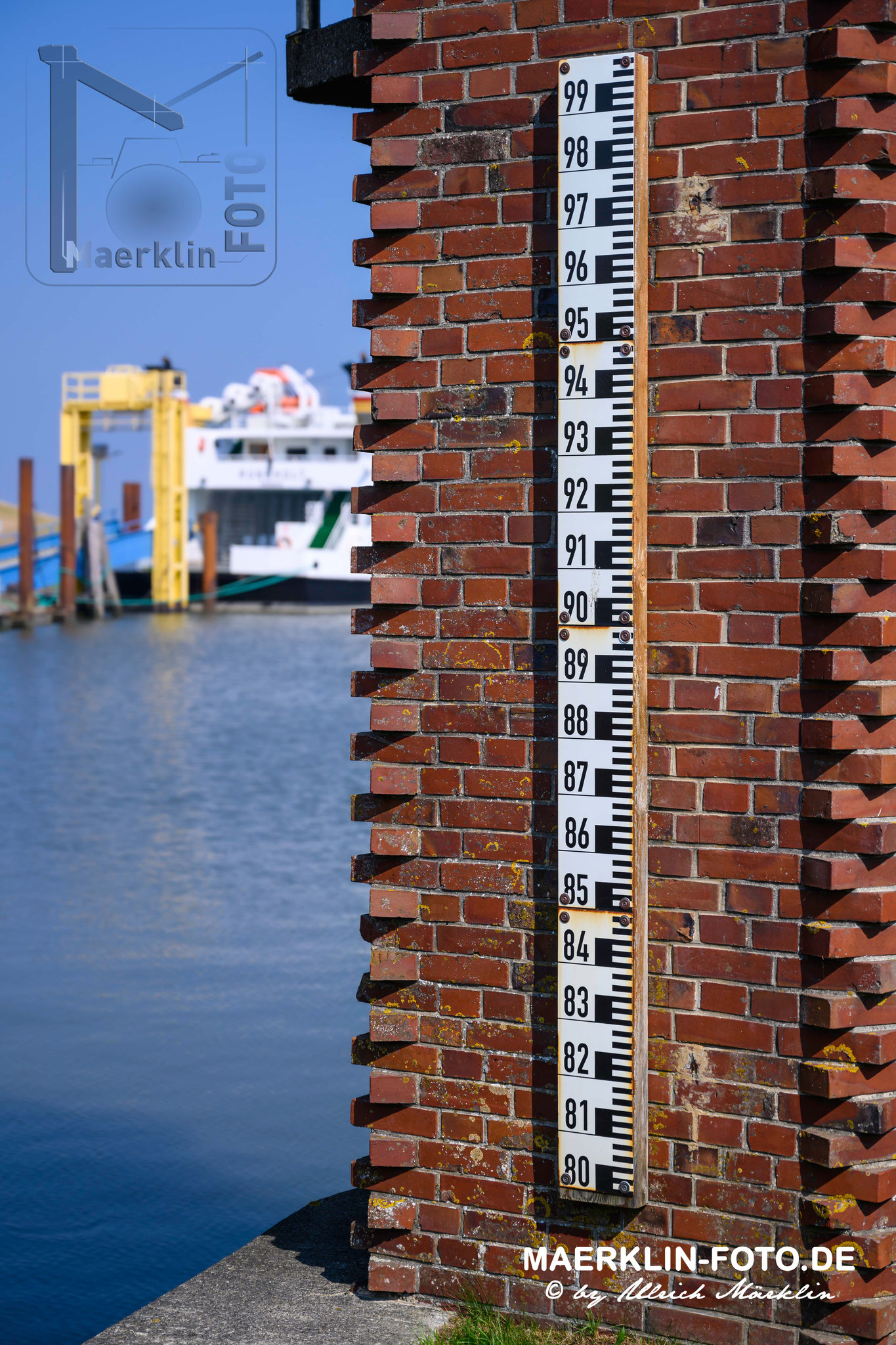 Nordseeinsel Pellworm, Hafen-Pegel