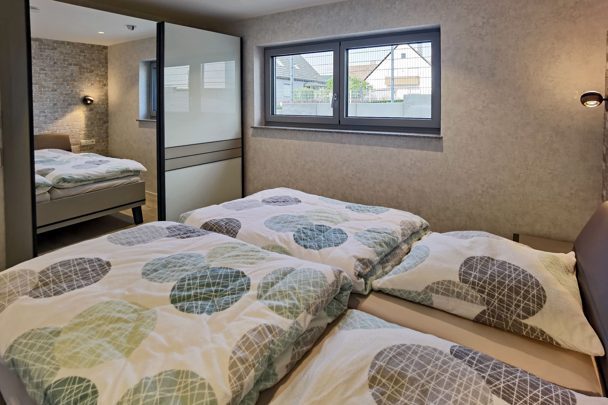 Das Schlafzimmer 2