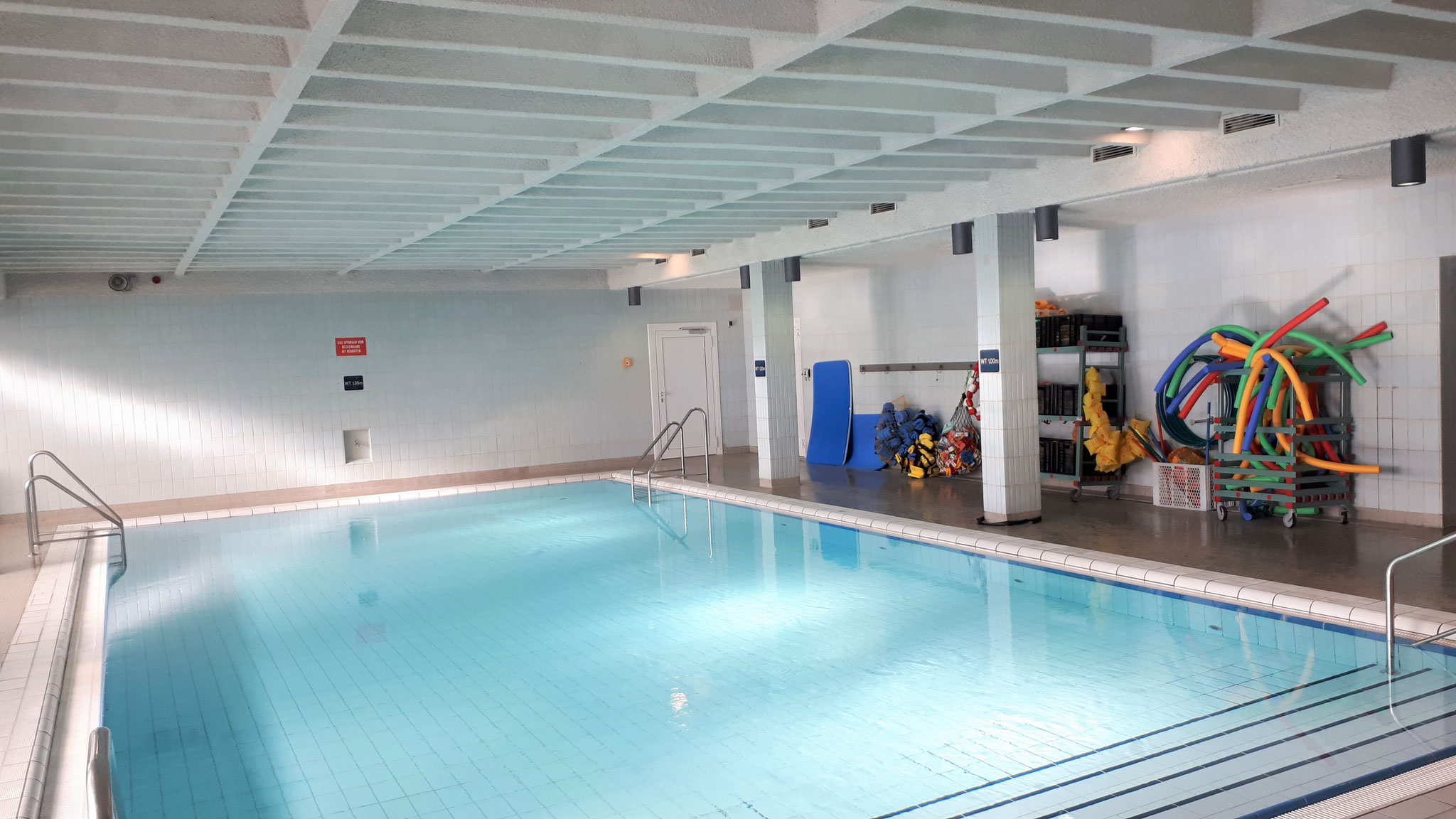 turnhalle schwimmbad mlsduesseldorfs webseite