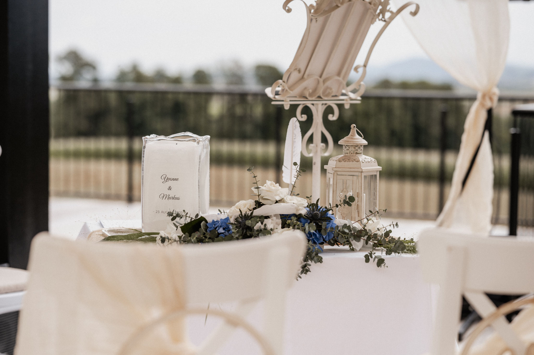 Hallo Kurt, anbei Fotos von unserer schönen Hochzeitskerze ! liebe Grüße Yvonne und Markus