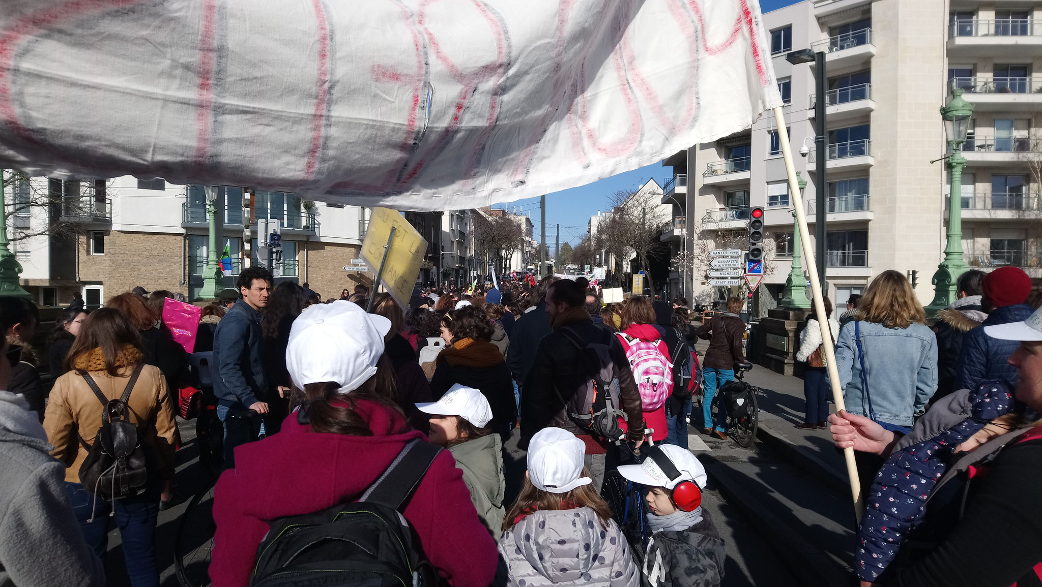 Manif du DASEN au Rectorat - 11/03