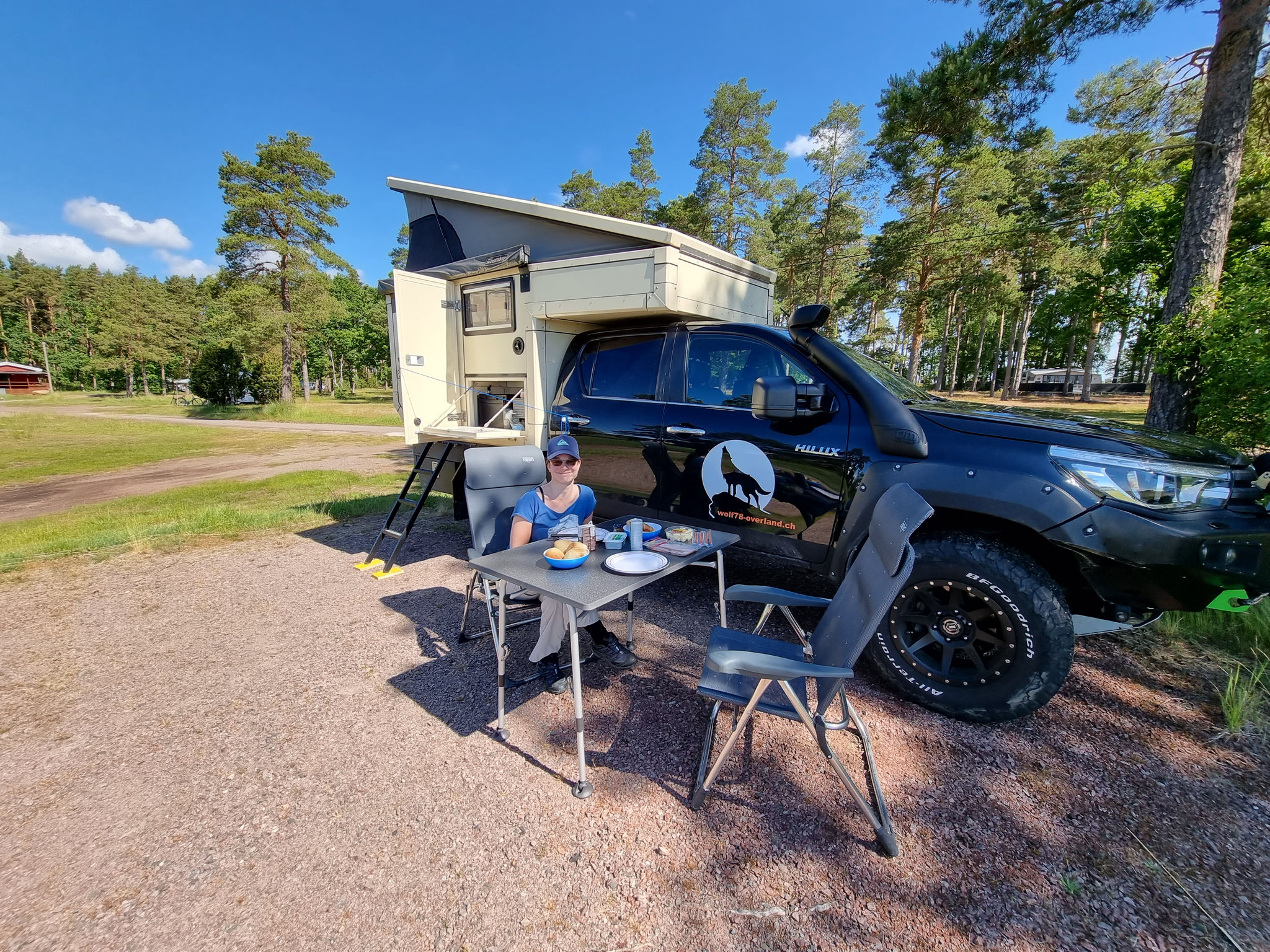 Schweden Camping Meer overland Travel Camping #ProjektBlackwolf Pickup Camper Skandinavien wolf78  explore without no limits roadtrip offroad Overlandingnomads Dachzeltnomaden wolf78-overland.ch