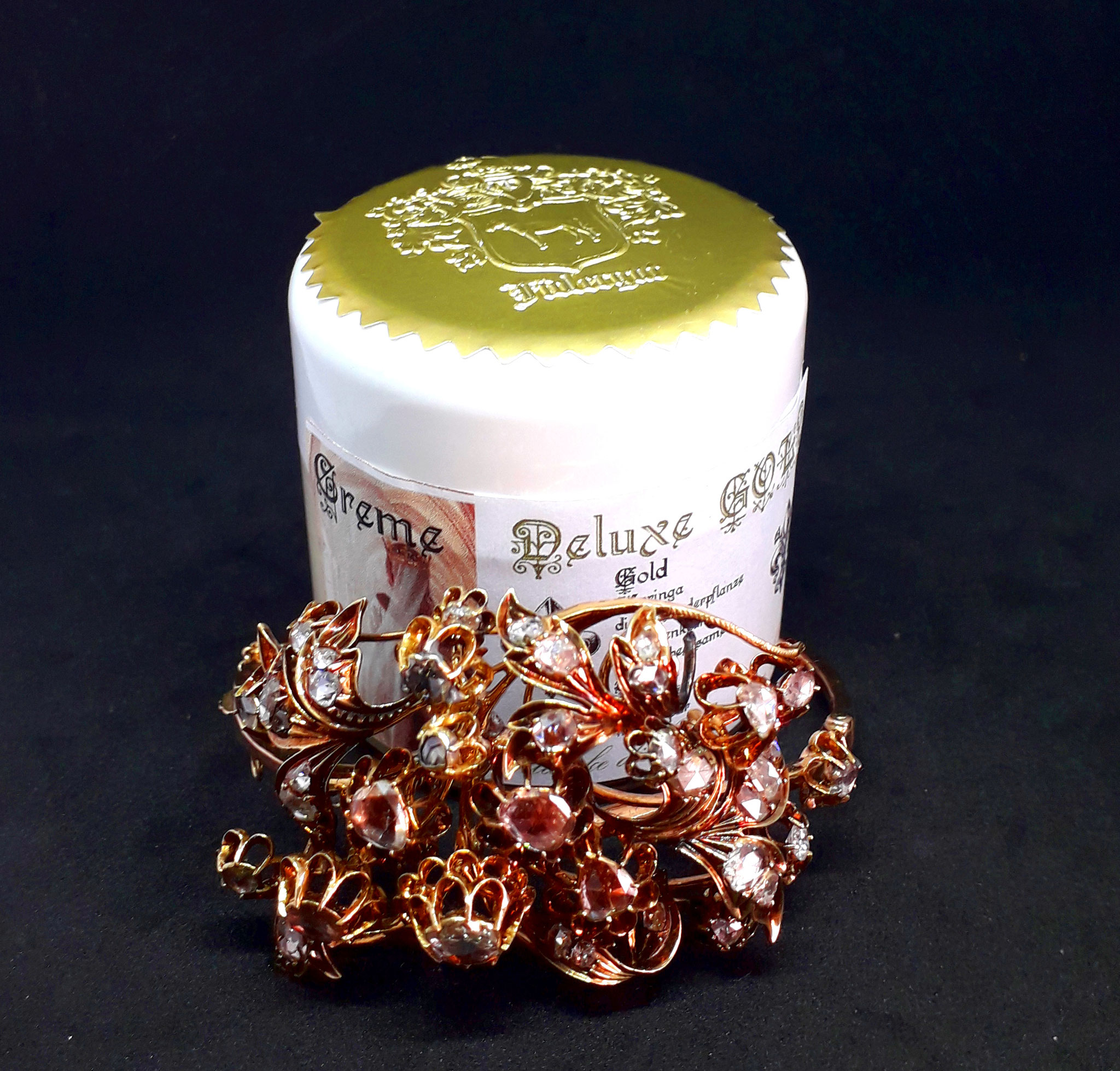 Deluxe Gold Creme