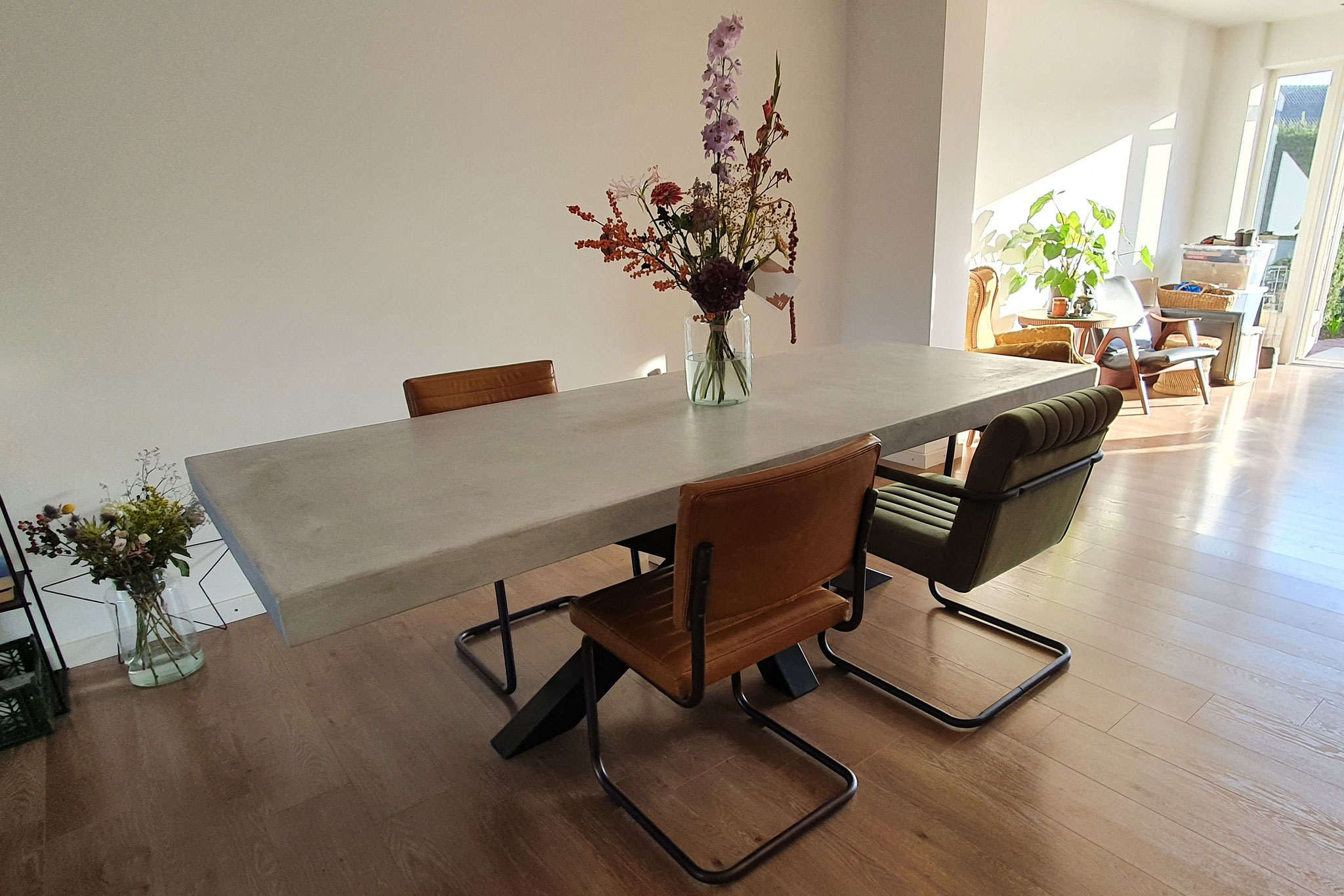 Eettafel 240 x 100 x 78 cm (blad 8 cm)