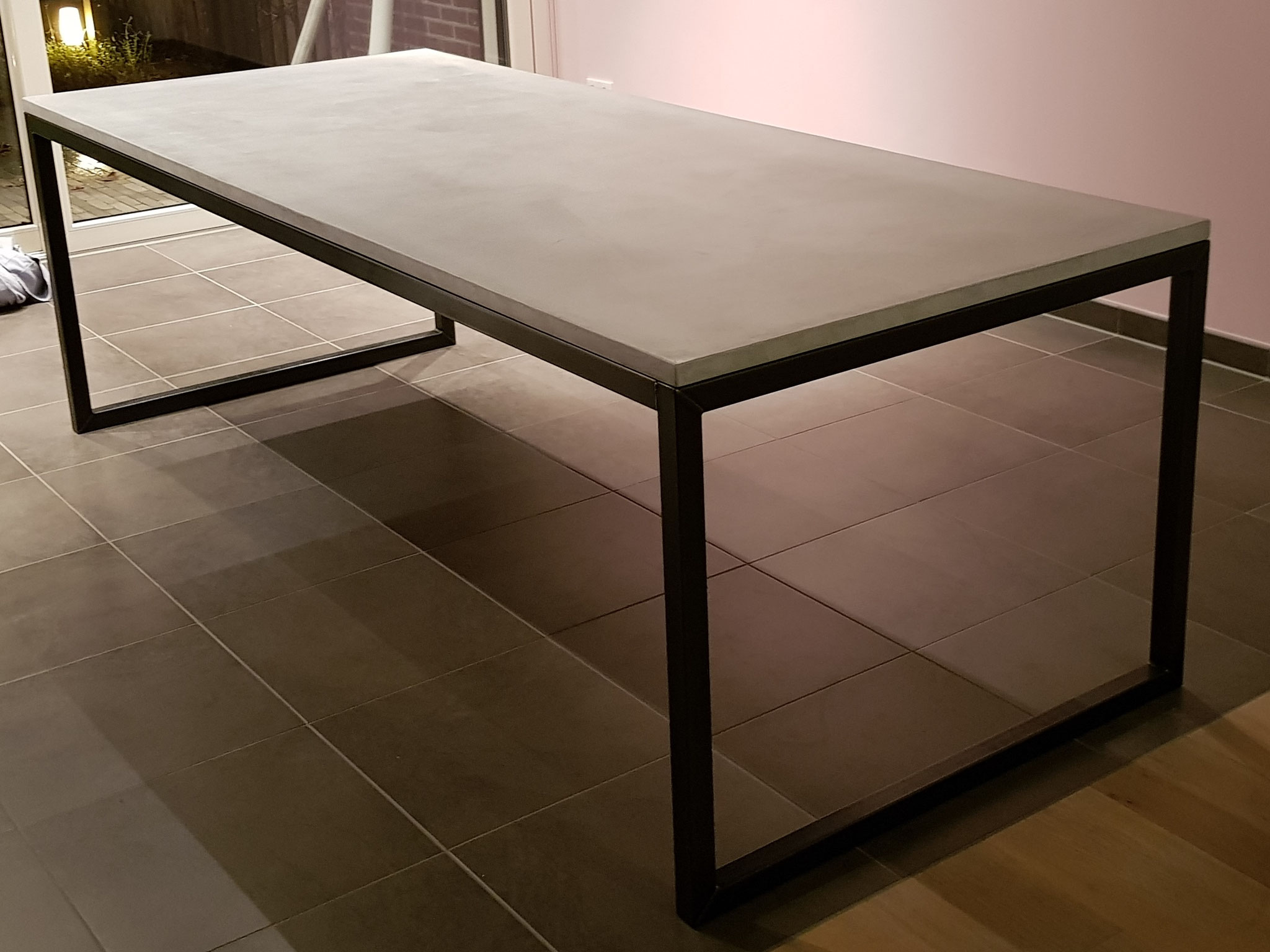 Eettafel 240 x 100 x 78 cm (blad 3 cm)