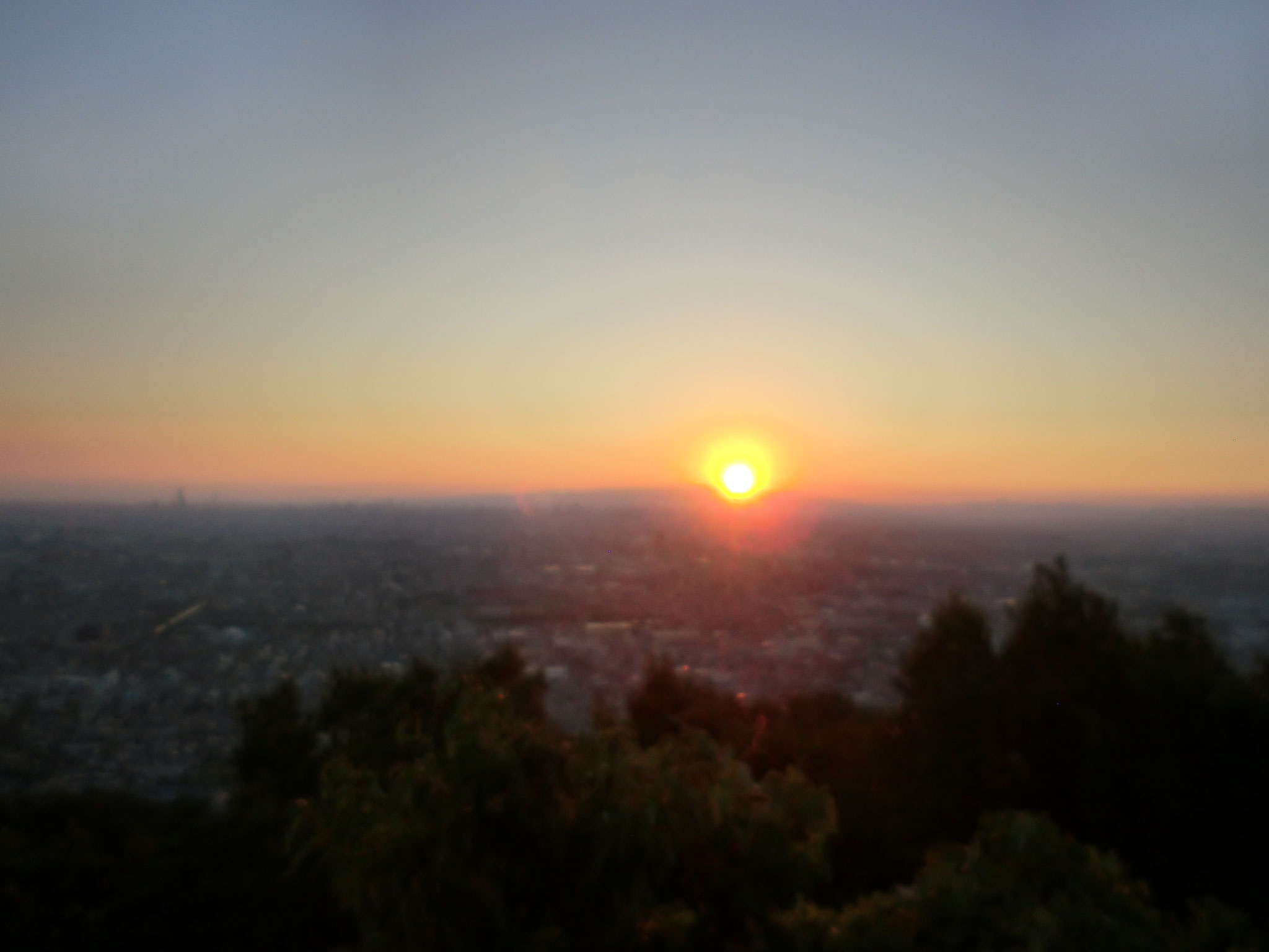 夕日が沈んでいきます。