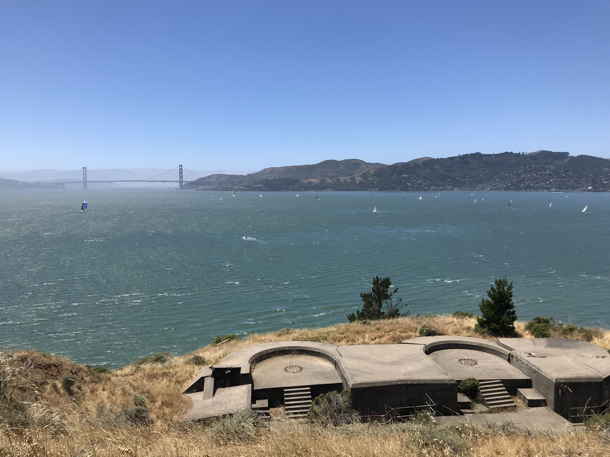 Blick von den Befestigungsanlagen auf die Golden Gate