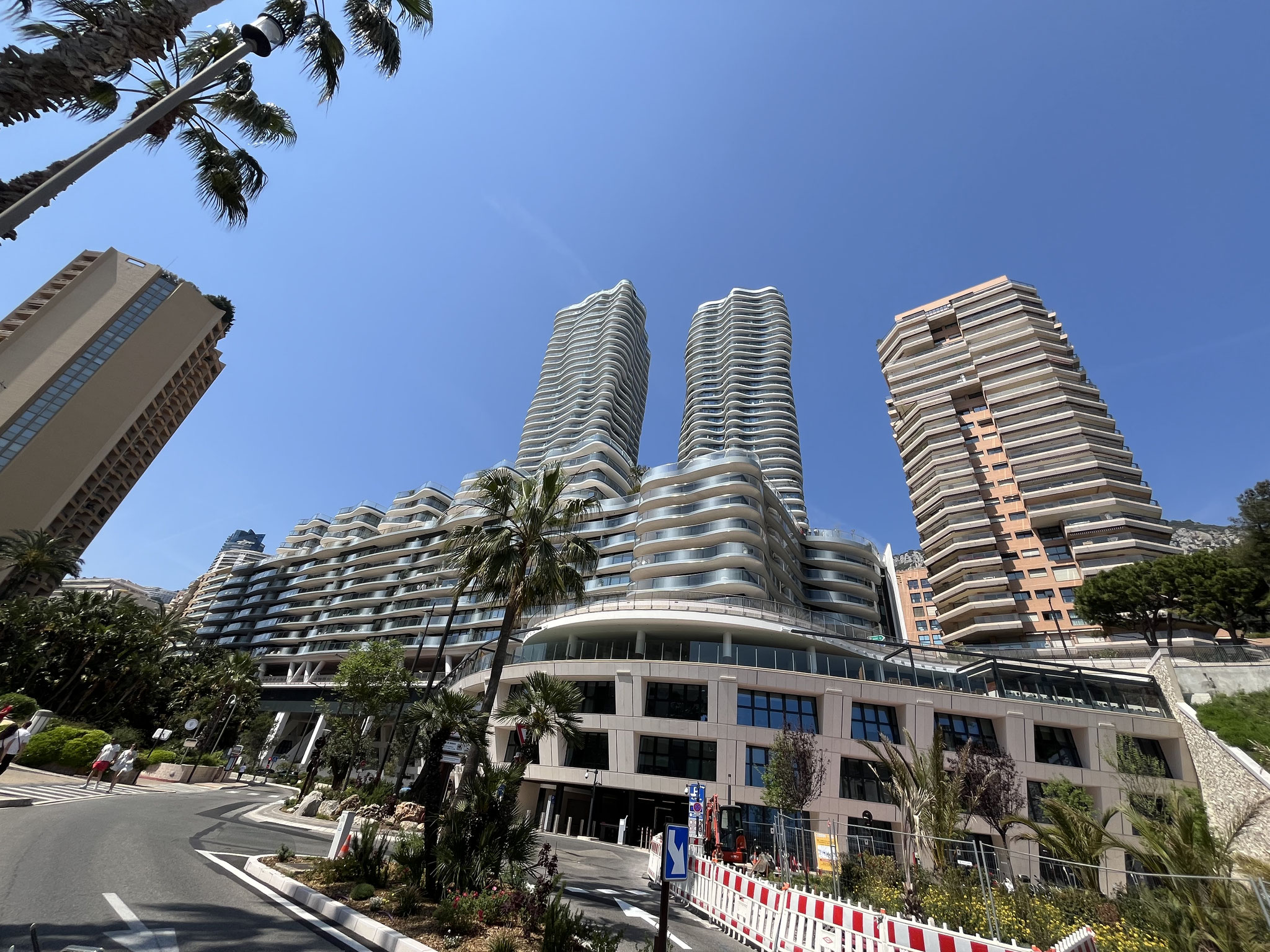 Das Wort normal kennt man in Monaco wohl nicht.