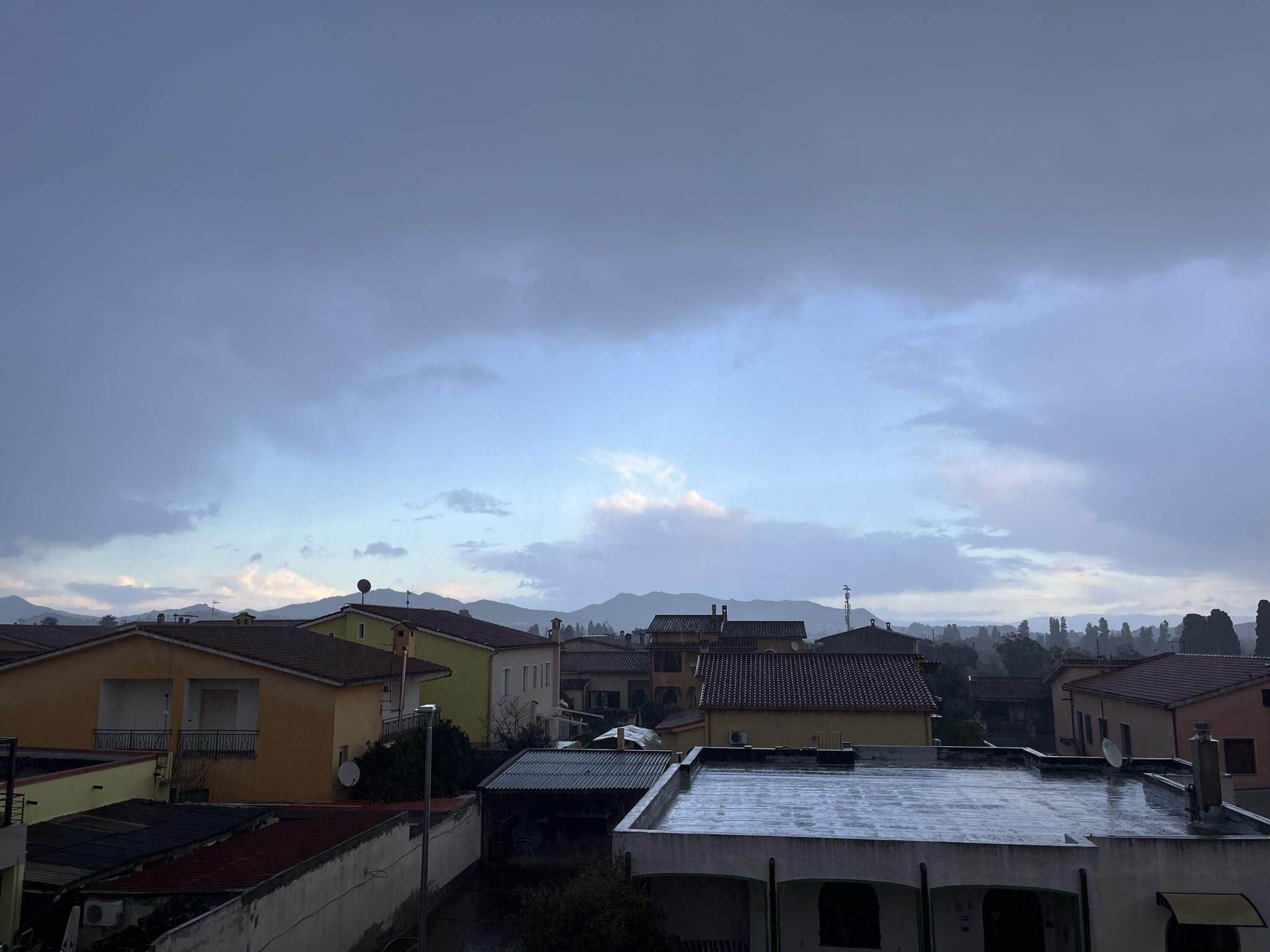 Am Morgen schon wieder ein Regenguss und ich würde gerne …