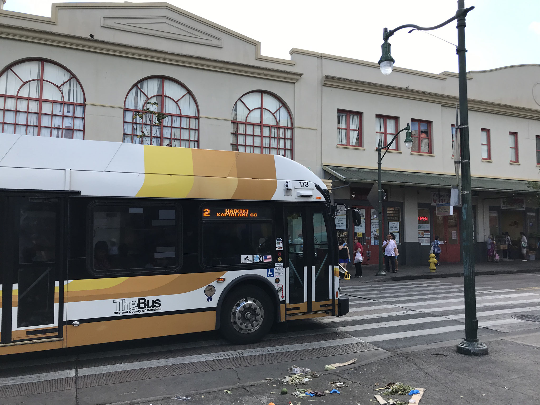 Mein Bus verlässt gerade Chinatown