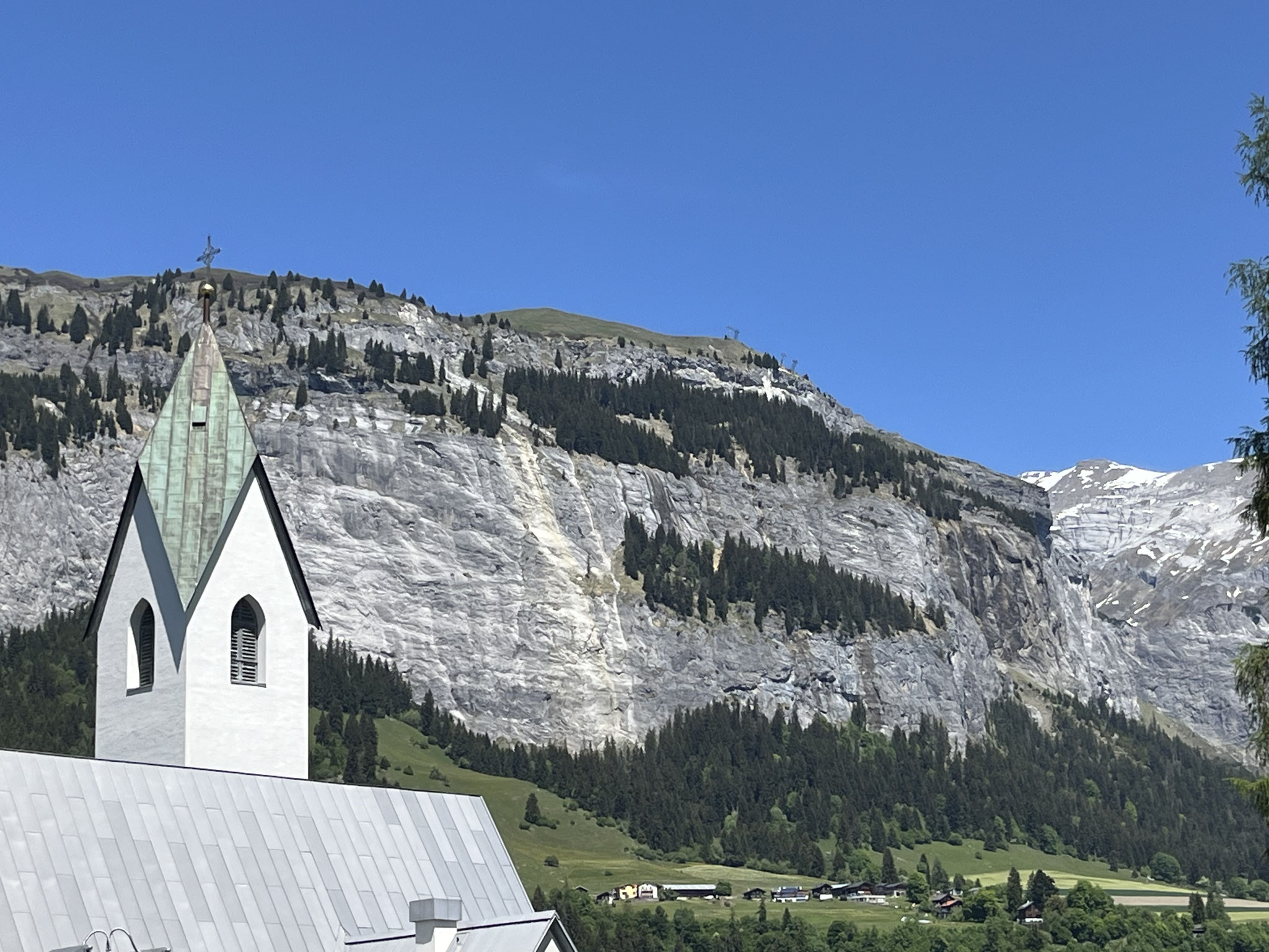 Wir kehren zurück ins Hotel und geniessen die Ruhe im Wellnessbereich.