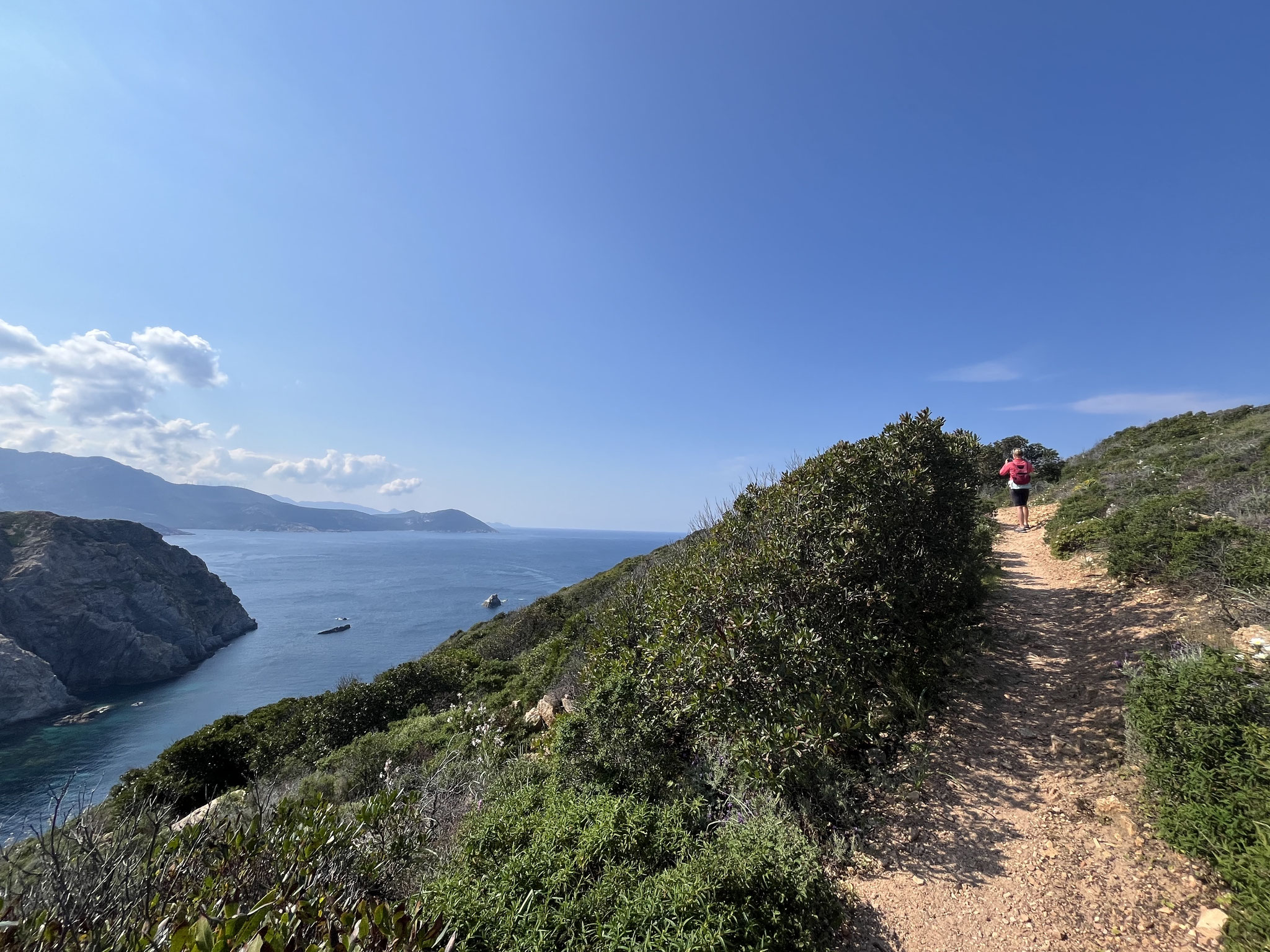 Unser Ziel ist der weisse Leuchtturm am Ende de Halbinsel mit dem Namen, La Revellata.