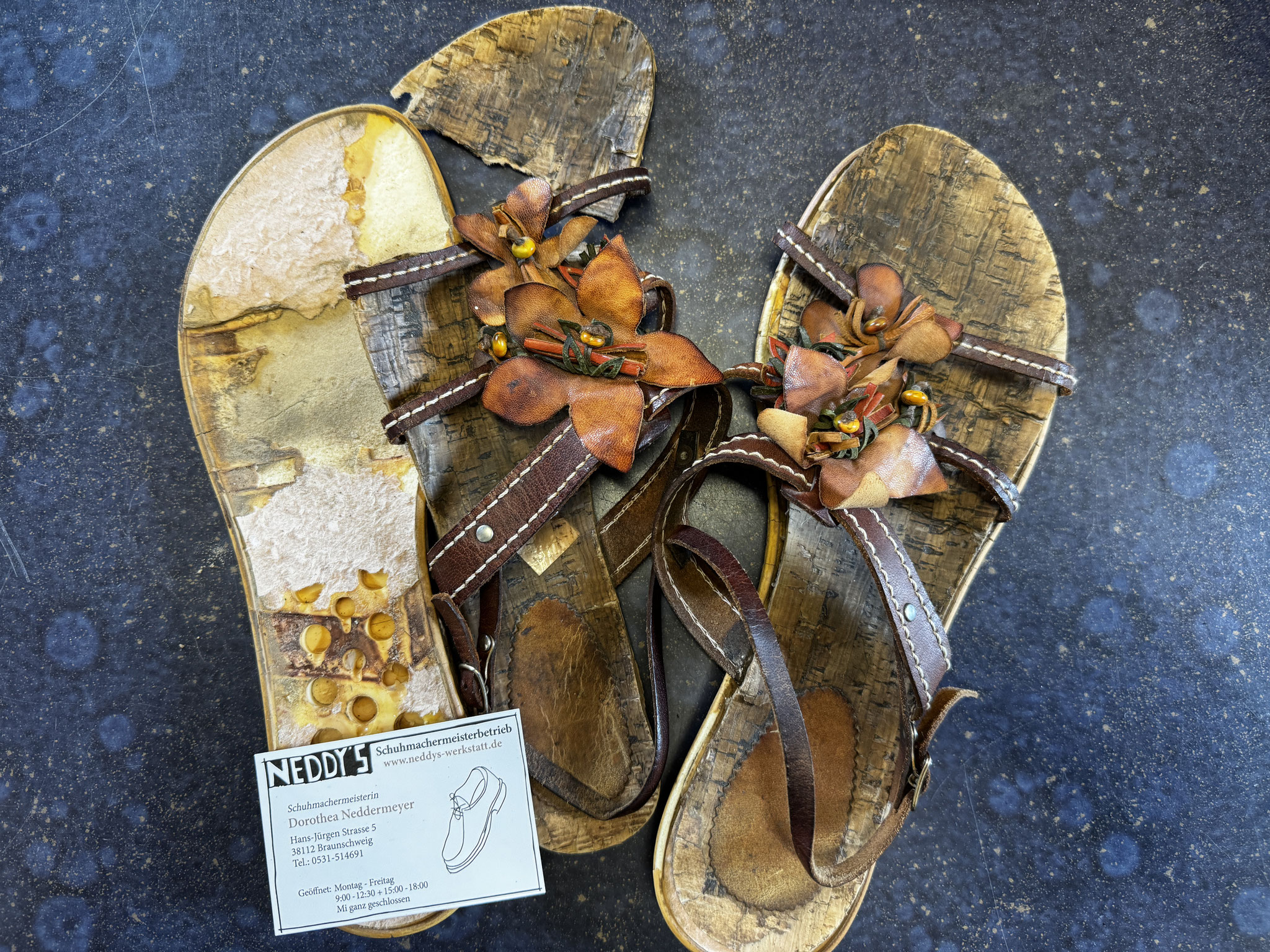 Original Zustand der Sandalen