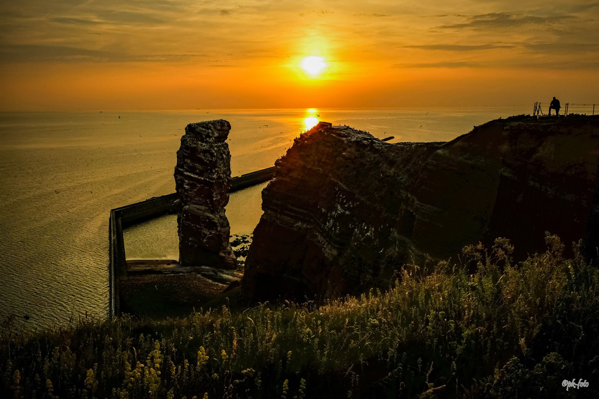 Lange Anna auf Helgoland im Juni 2019 bei Sonnenuntergang