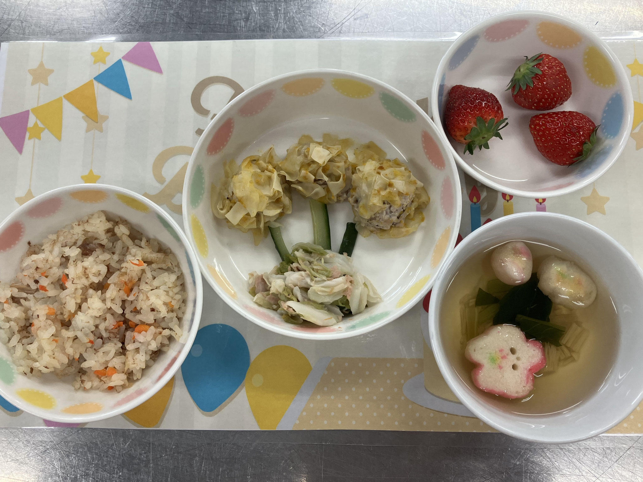 恒例　タンポポしゅうまい