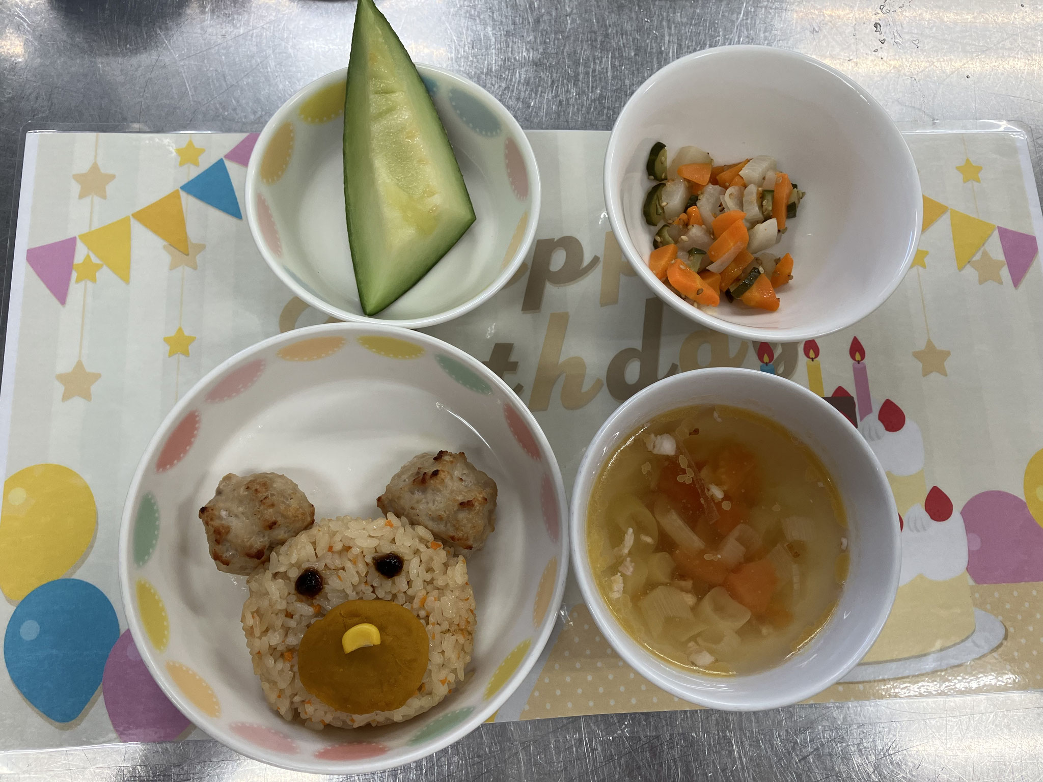 くまさんライス＆だいこんサラダ
