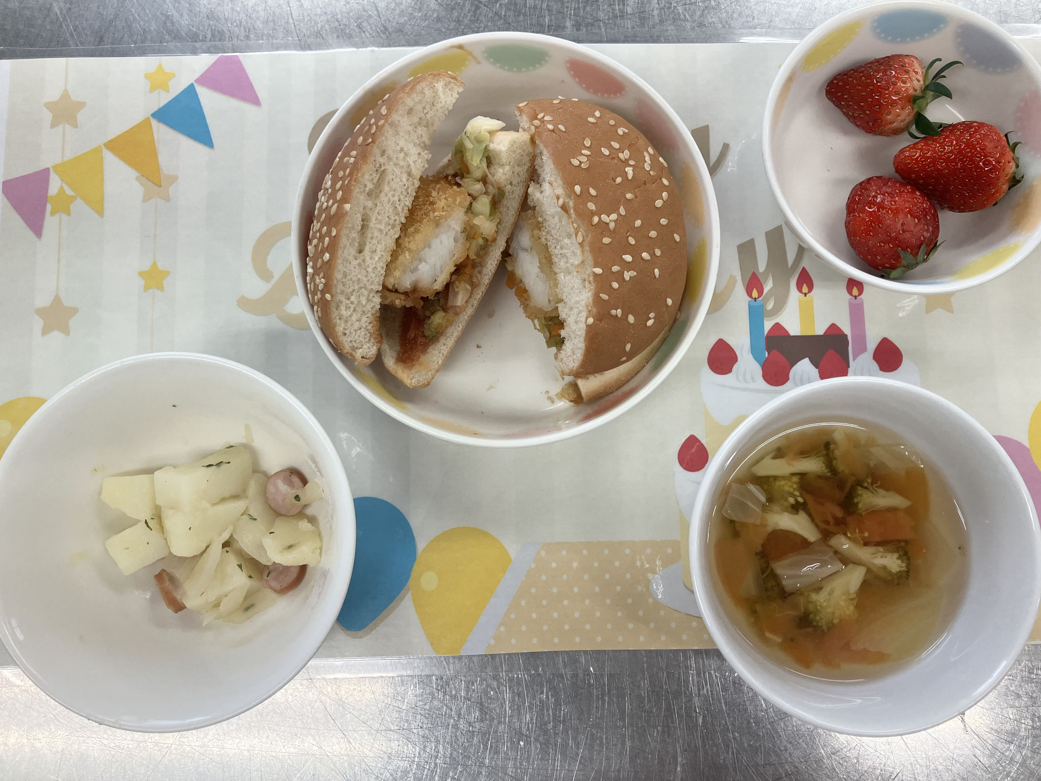 フィッシュバーガーとジャーマンポテト