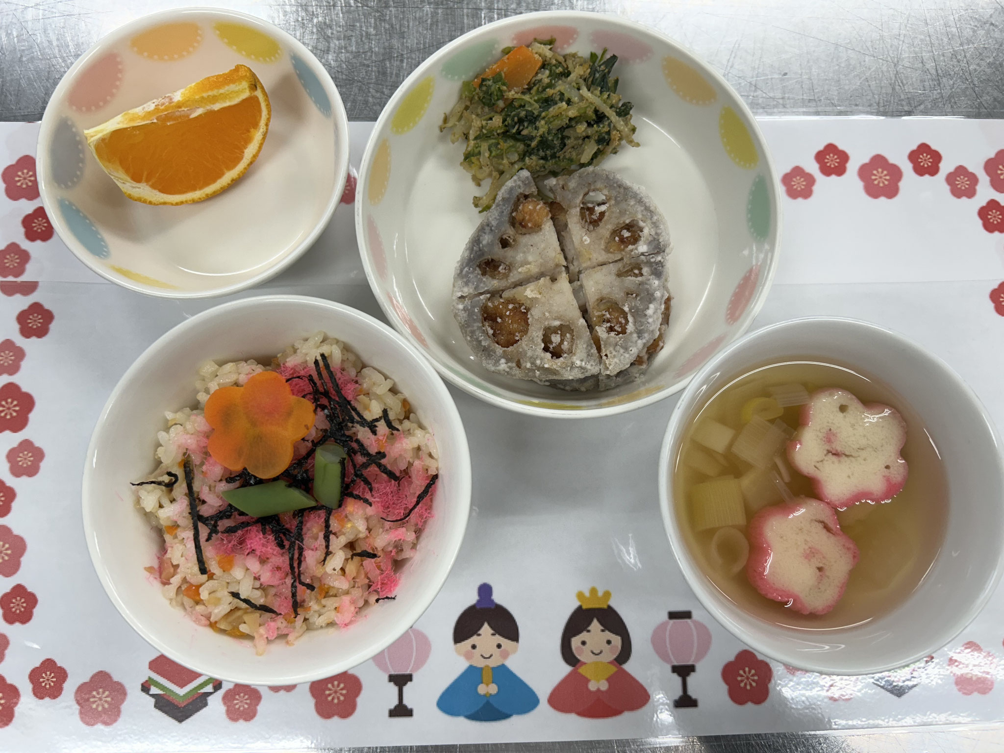 ちらし寿司とレンコンのはさみ揚げ