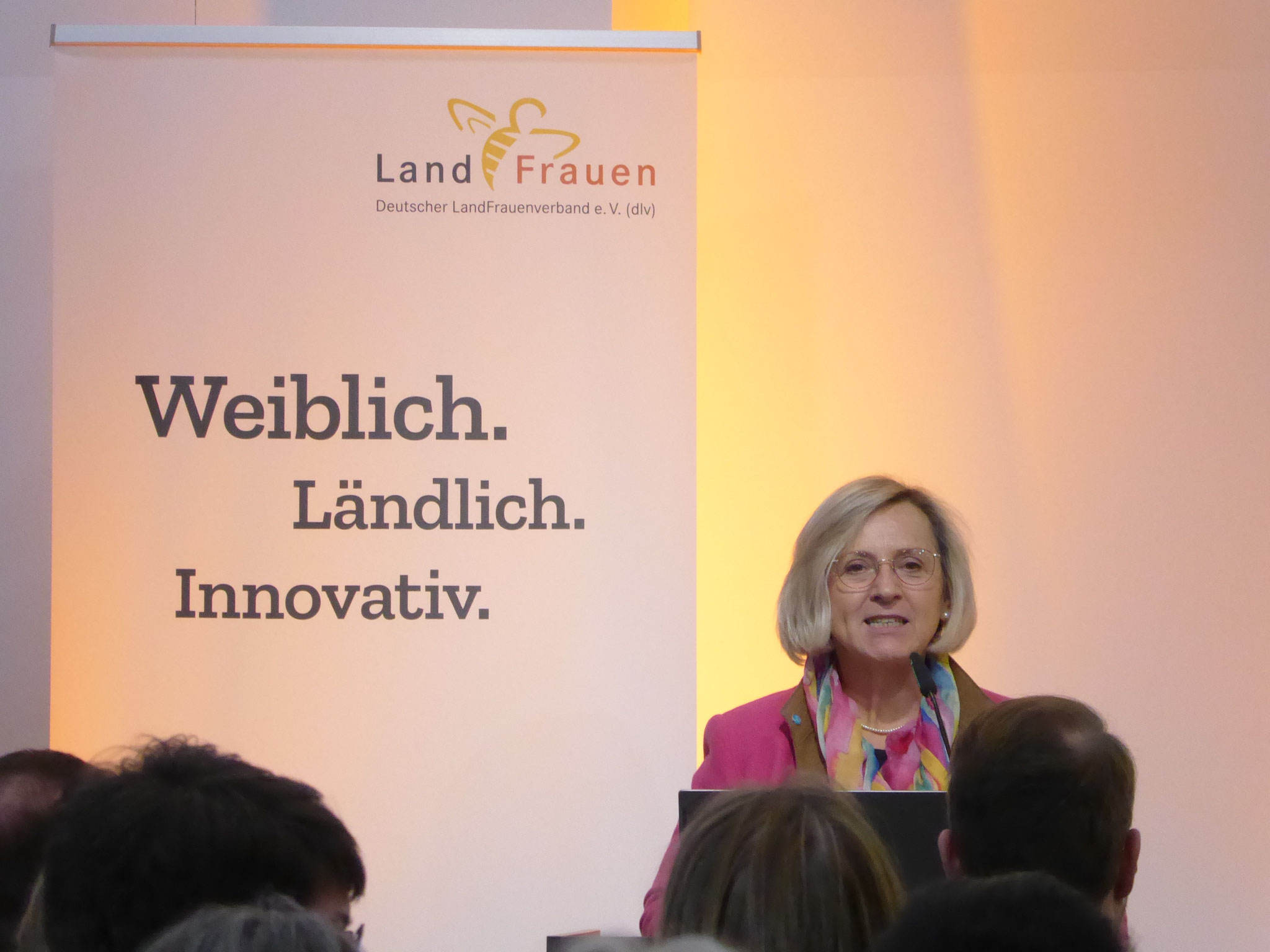 Landfrauenfamilie - dlv Präsidentin Petra Bentkämper (c) LFV Hessen