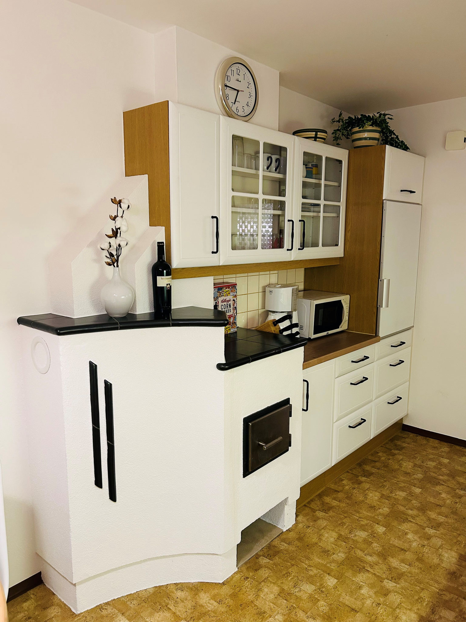 Ferienhaus Durstberger - Küche Schränke Ferienwohnung Susi
