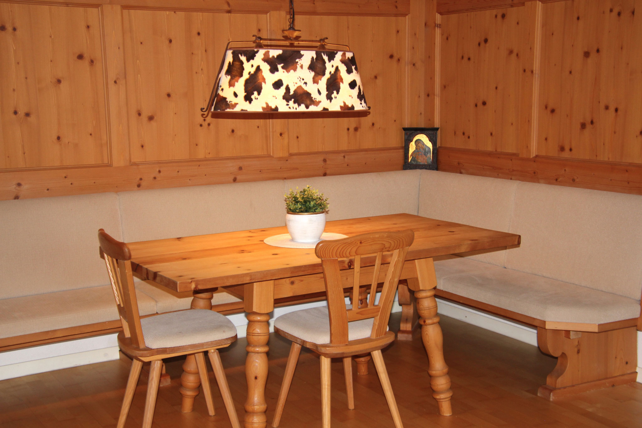 Ferienhaus Durstberger - Stube Esstisch Ferienwohnung Susi
