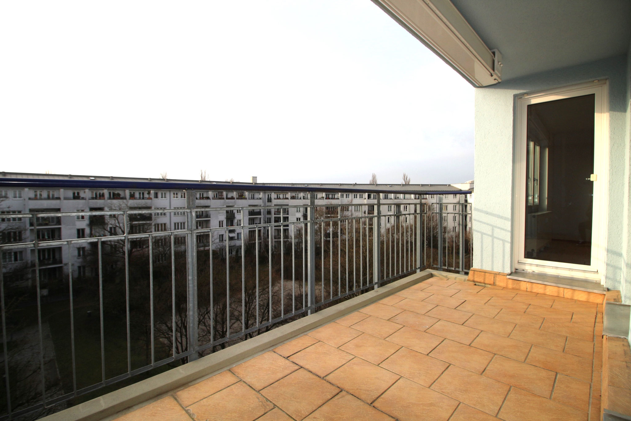NEU: frei! Ideal geschnittene 4-Zi. Erbpacht-Wohnung m Balkon u Dachterrasse Bogenhausen