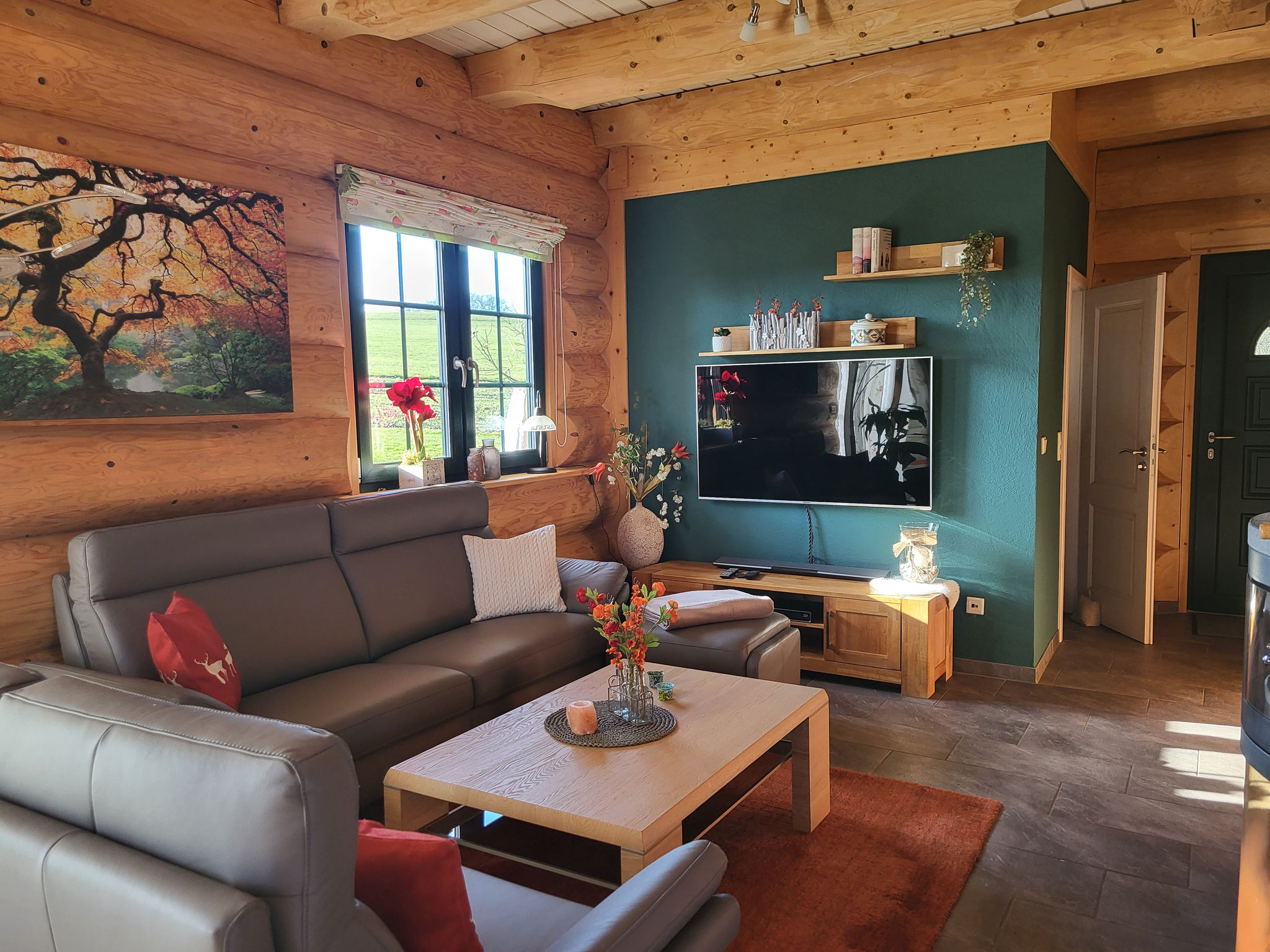 Kanada-Blockhaus Edersee Wohn-/Esszimmer 1