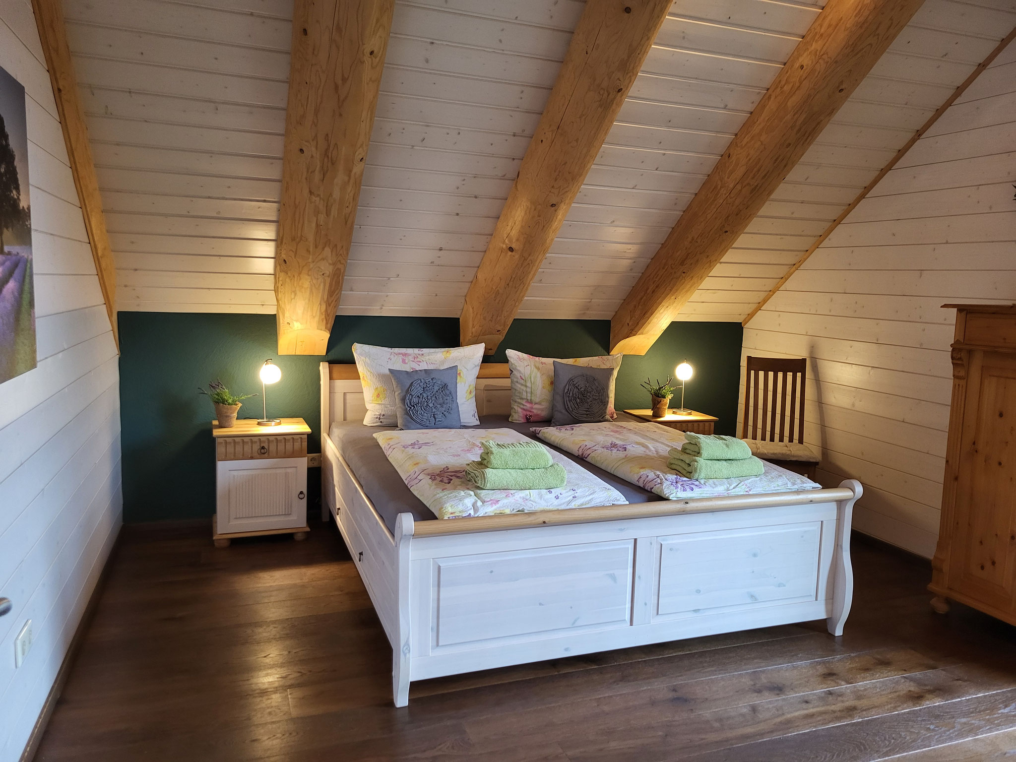 Kanada-Blockhaus Edersee Schlafzimmer 2