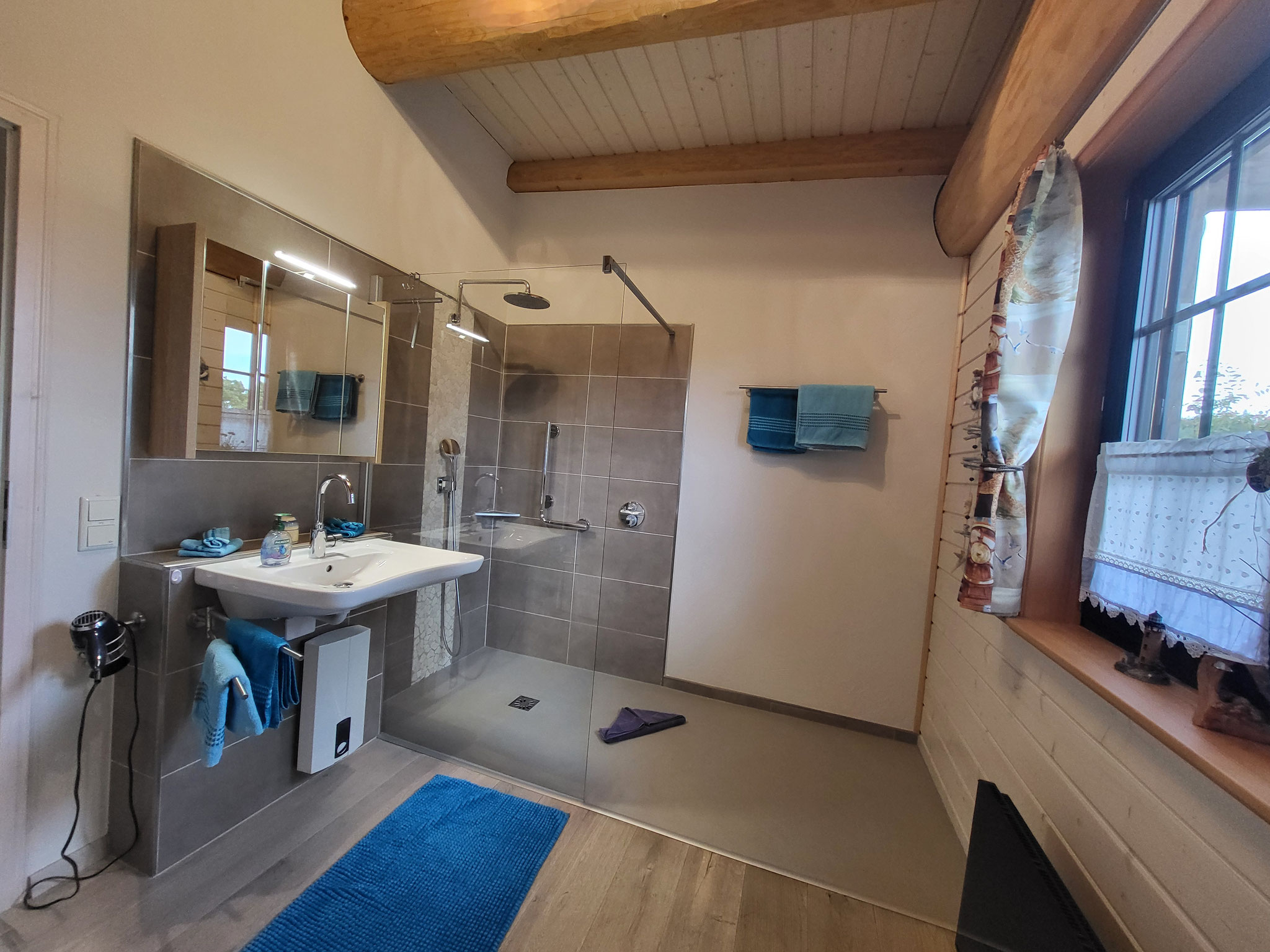Blockhaus Edersee Sauna Schwimmteich Kaminofen