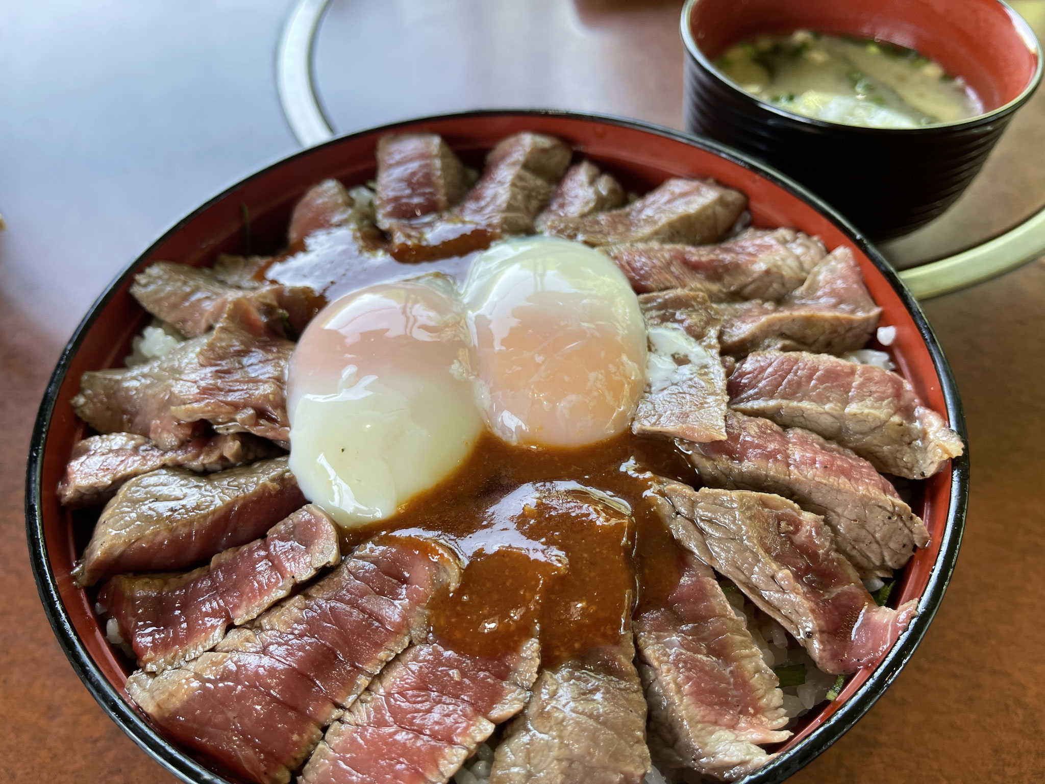 山康のあか牛丼