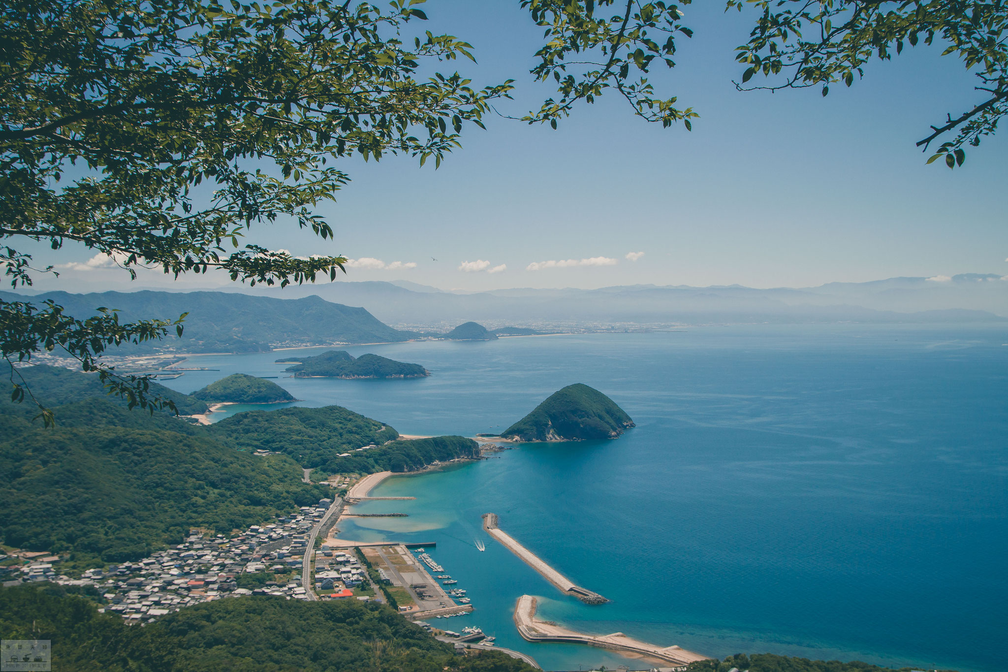 紫雲出山