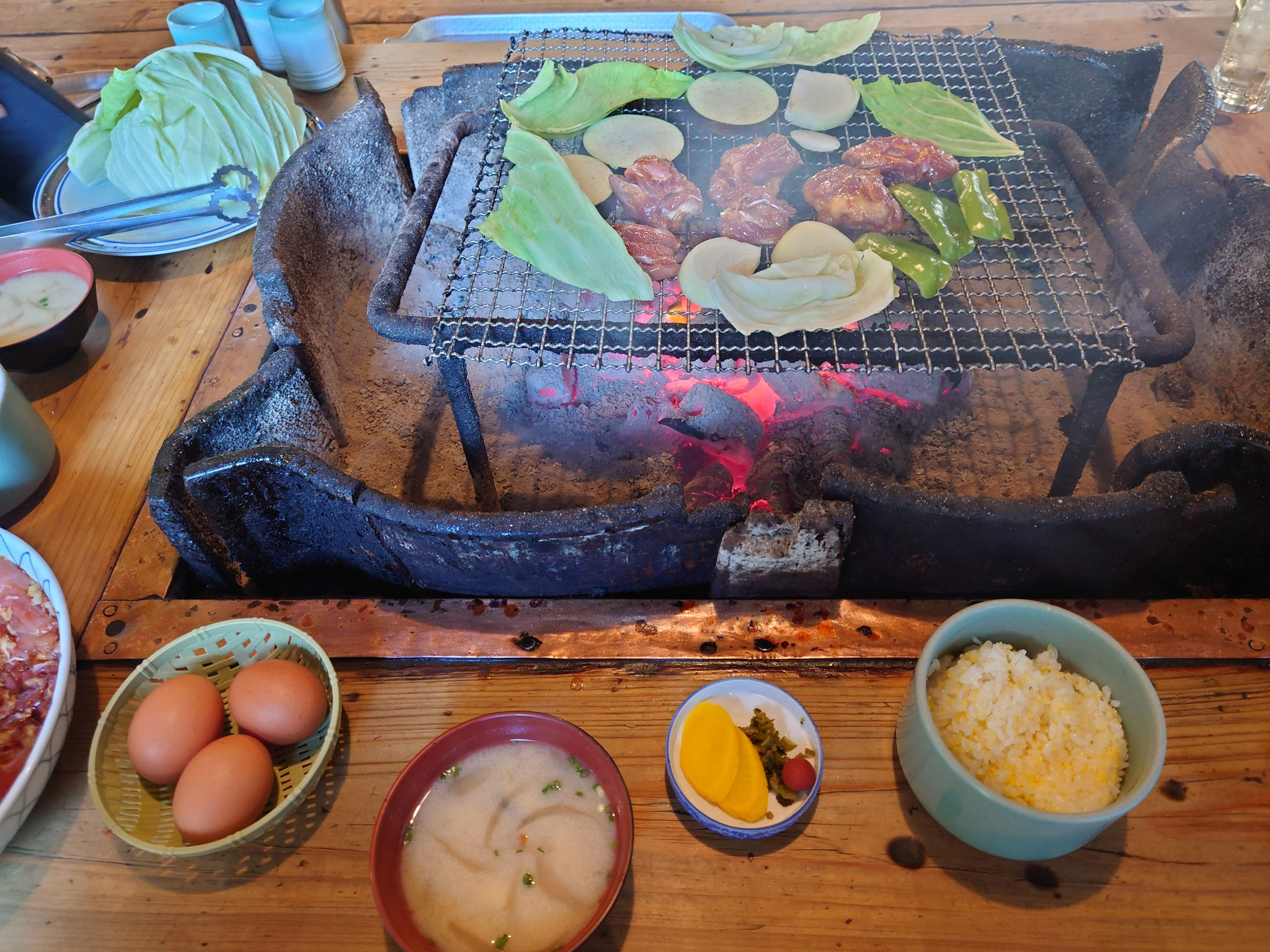 炭火地鶏らくだ山