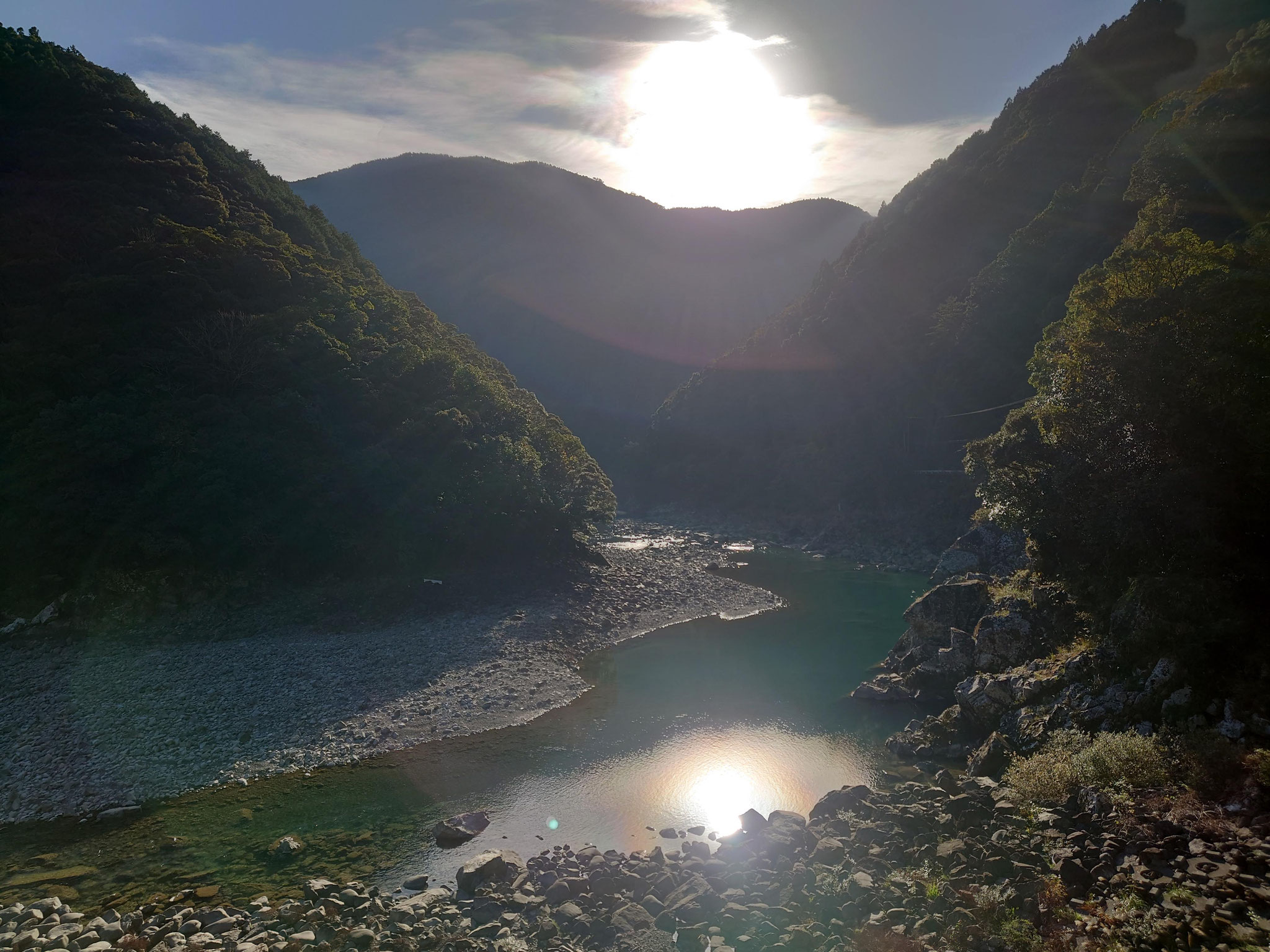 島石ピクニック広場で川遊び