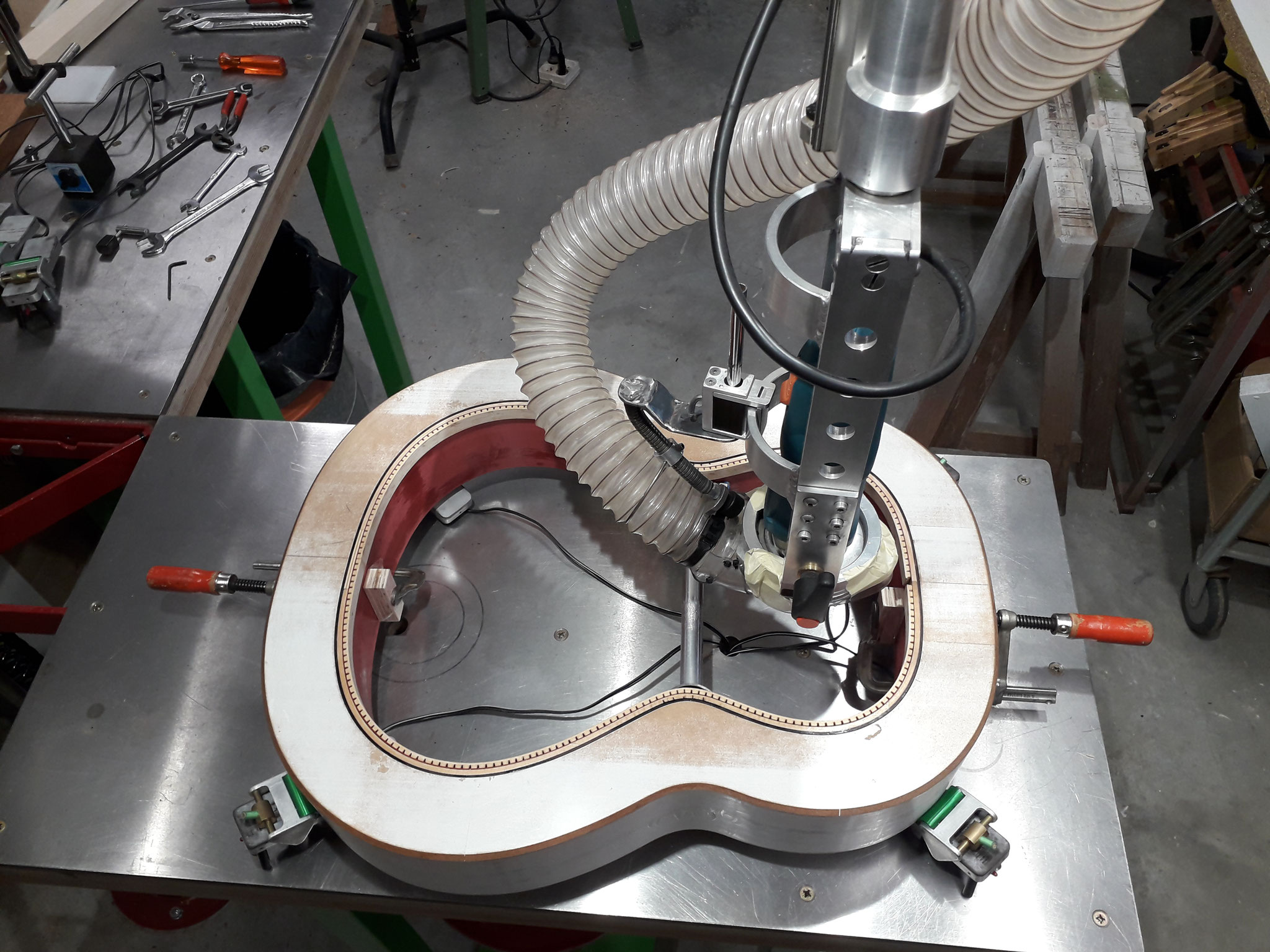Process of milling the back strip using a specially designed tool