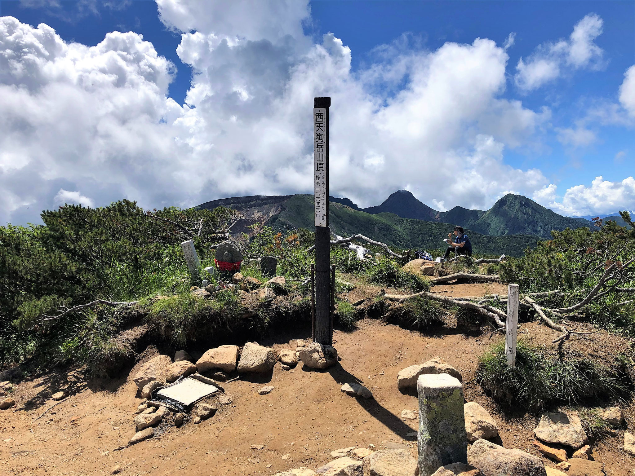 西天狗岳山頂