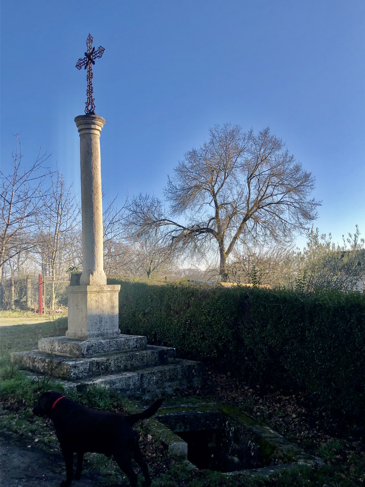 La Croix et la Fontaine St Symphorien