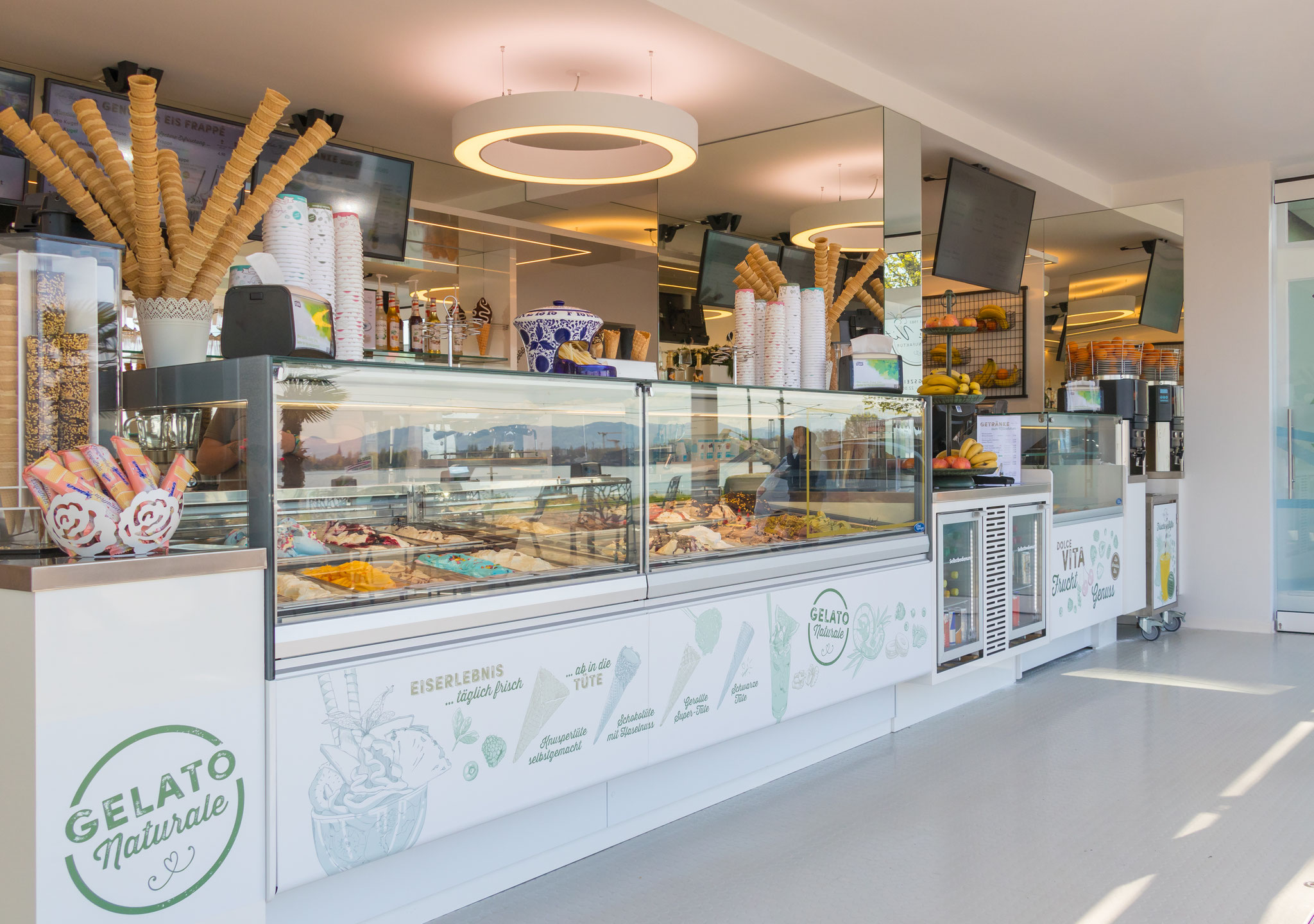 Eisdiele Rankweil Vinomna Center Dolce Vita EisManufaktur in