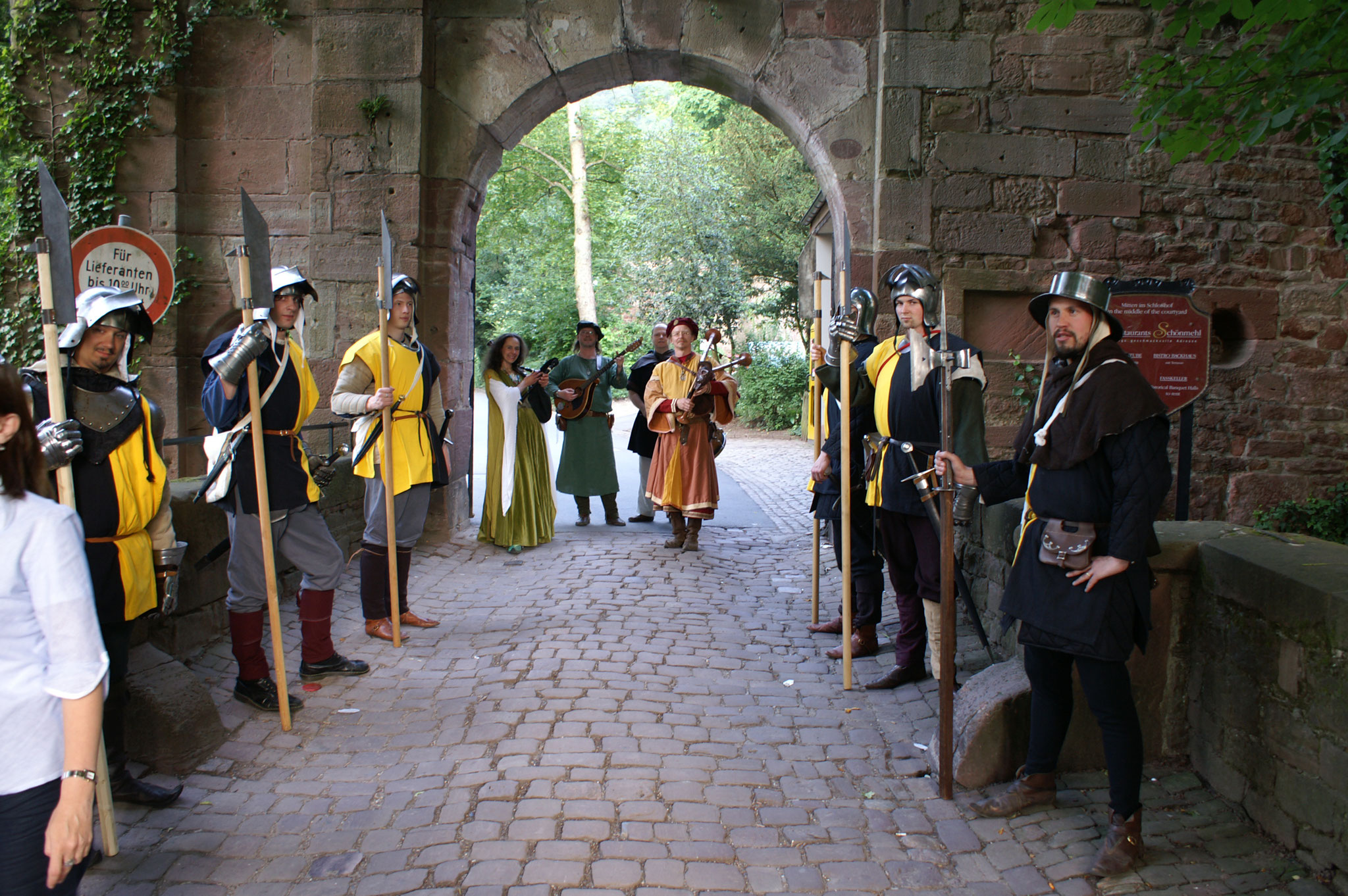 Ritteressen, Heidelberg, Empfang am Burgtor