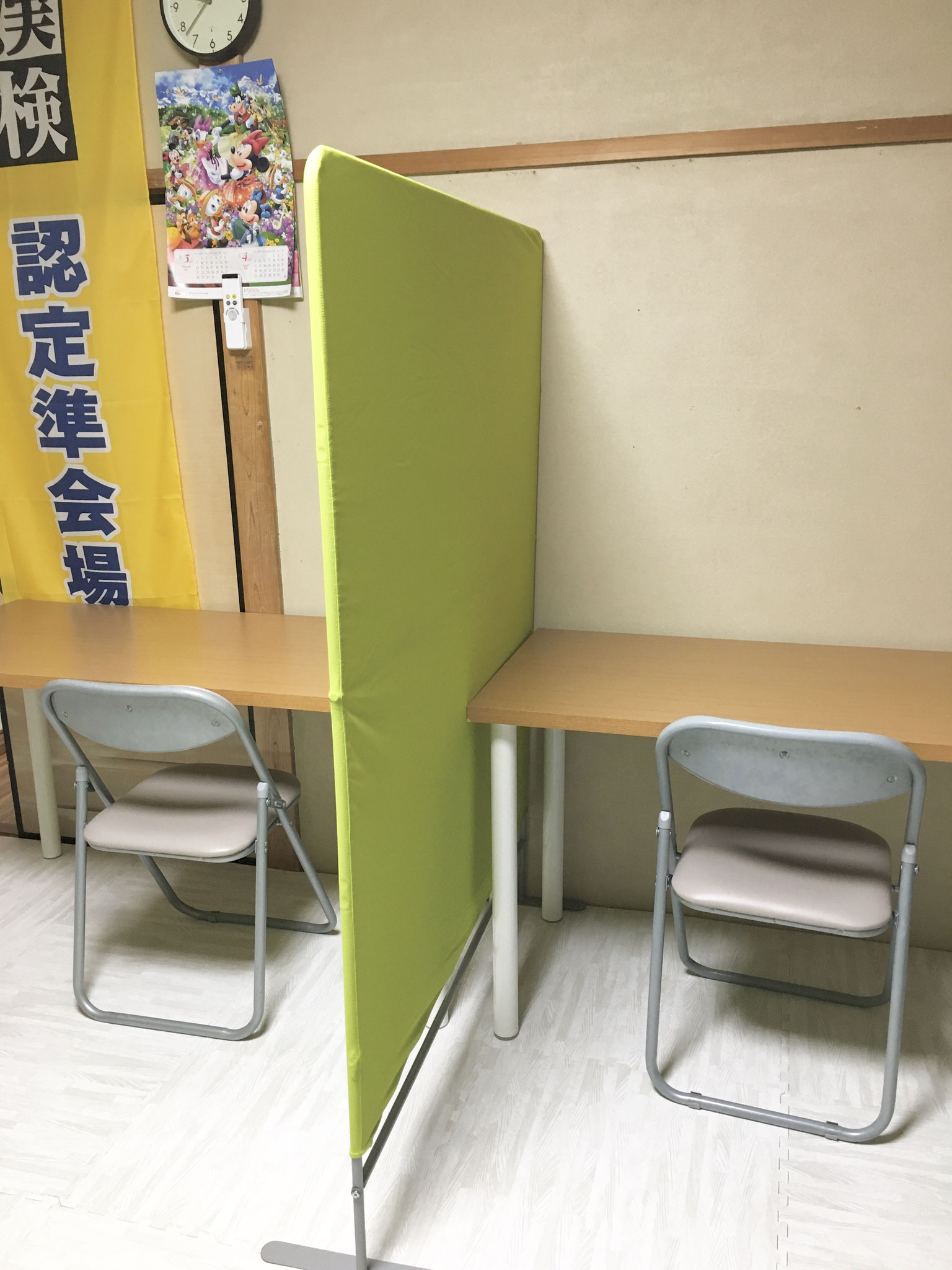 ２階にある中学生用自習室です。