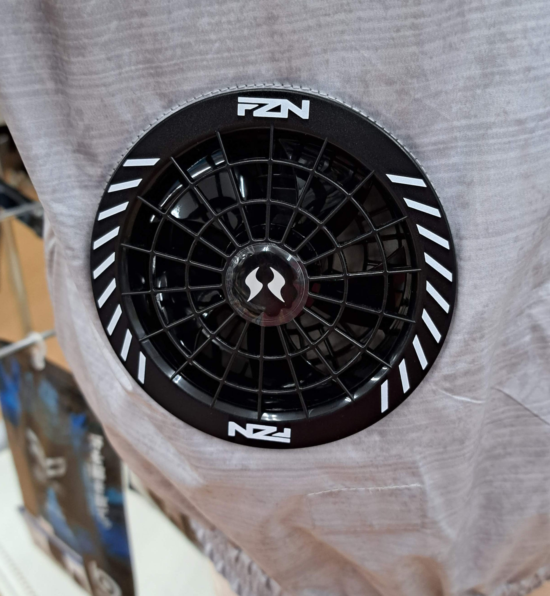 空調風神服 ３０V ファン ￥6,930（税込）