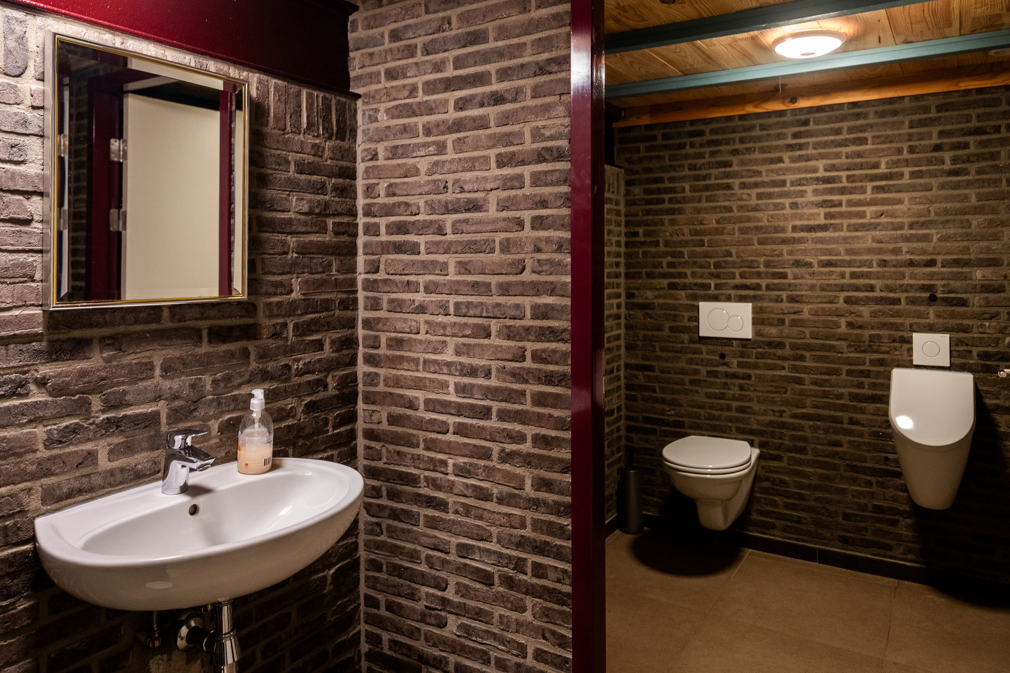 Mindervalide toiletruimte (begane grond)