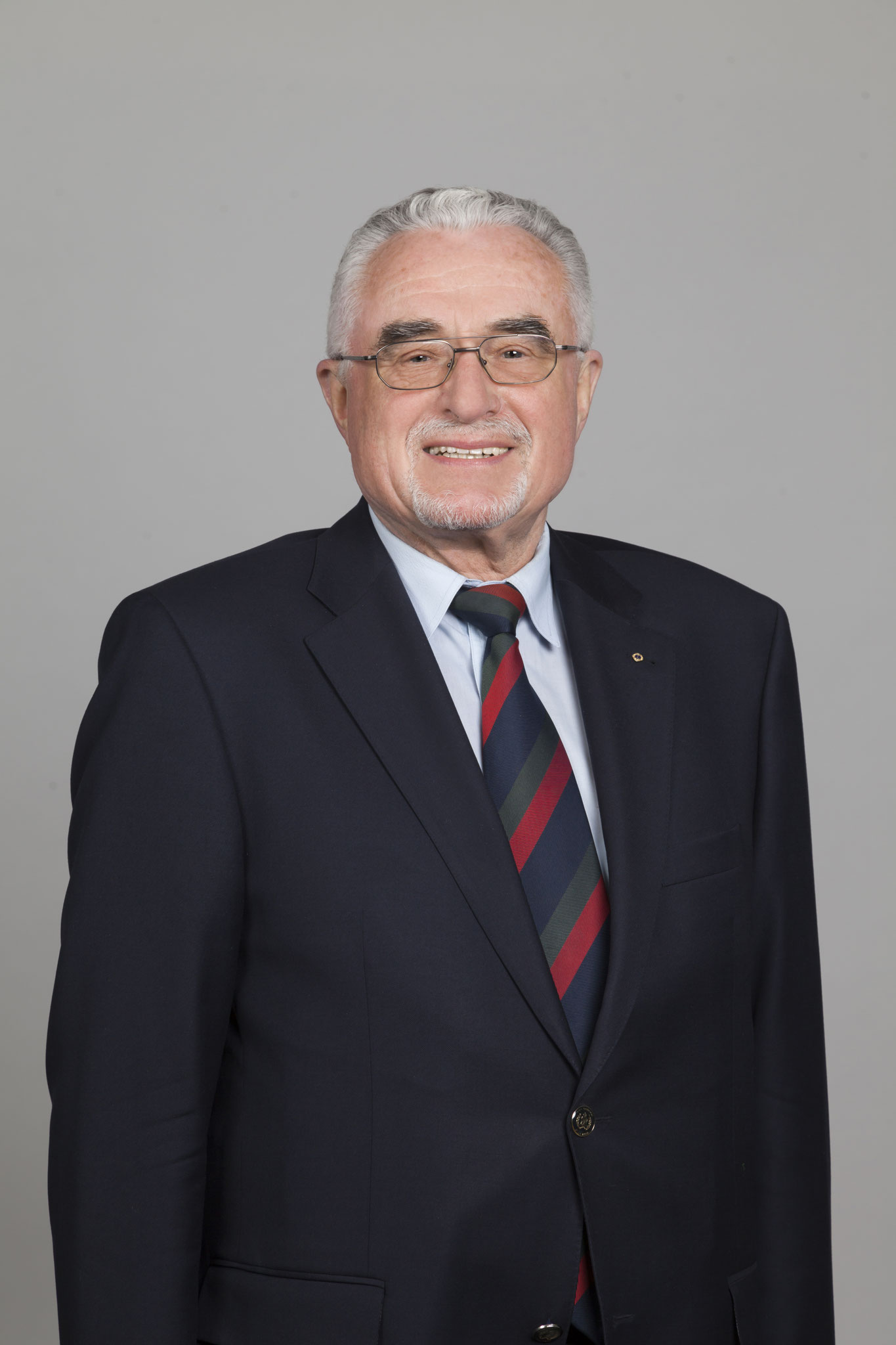 Dr. Gerhard Scharf