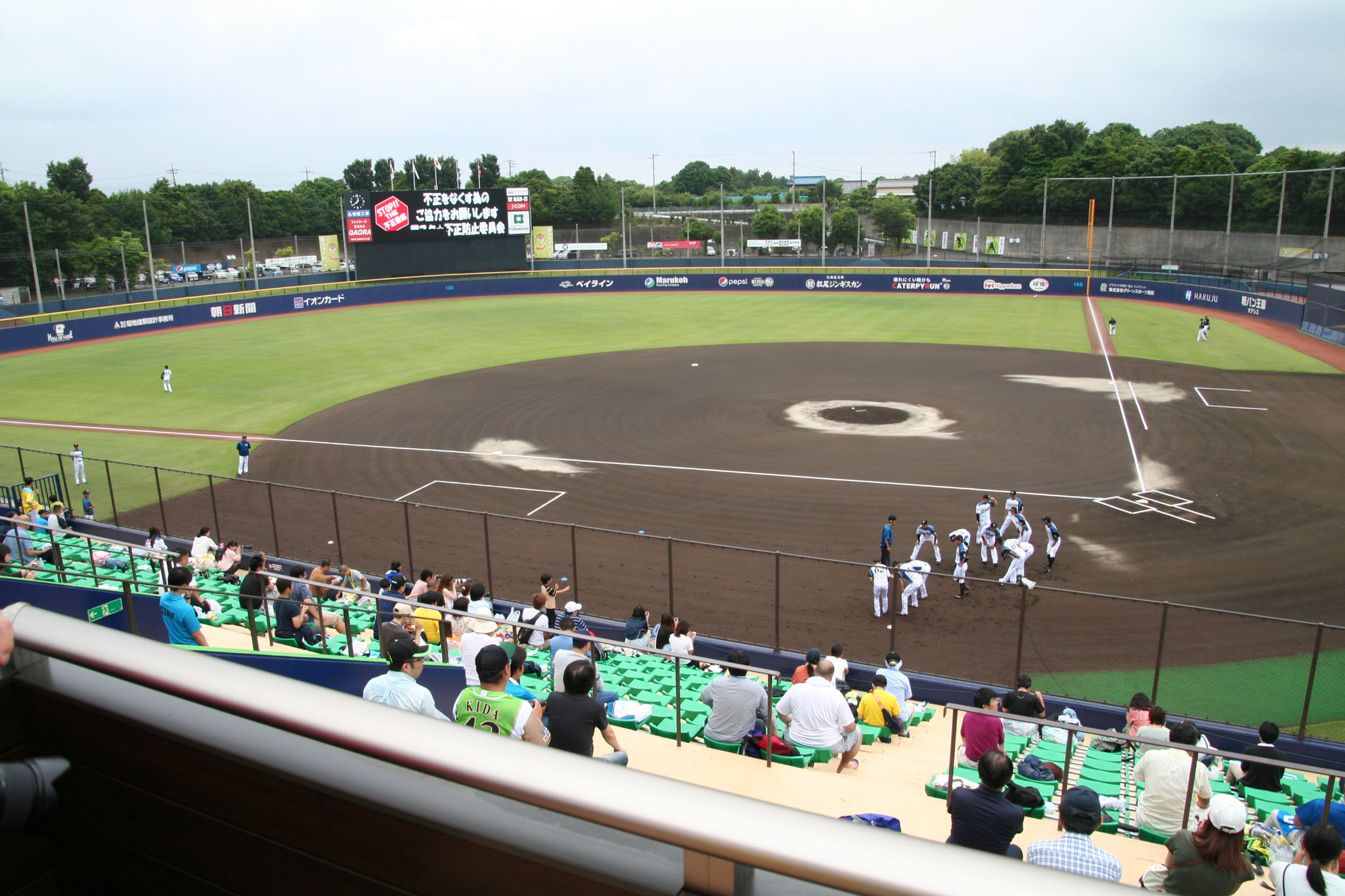 間もなく試合開始。