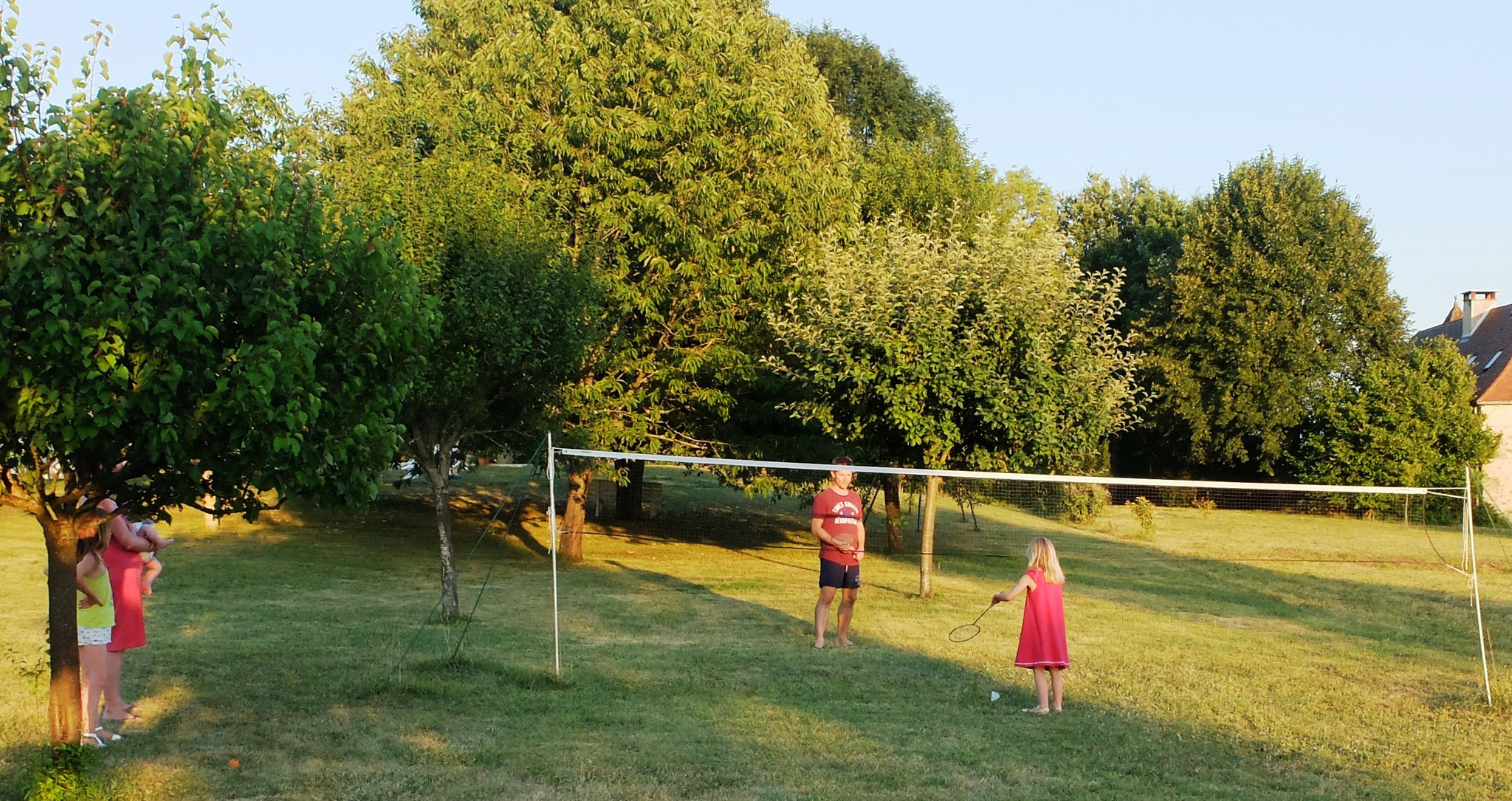 Gîte Le Vieux Frêne : Vous pourrez jouer au badminton