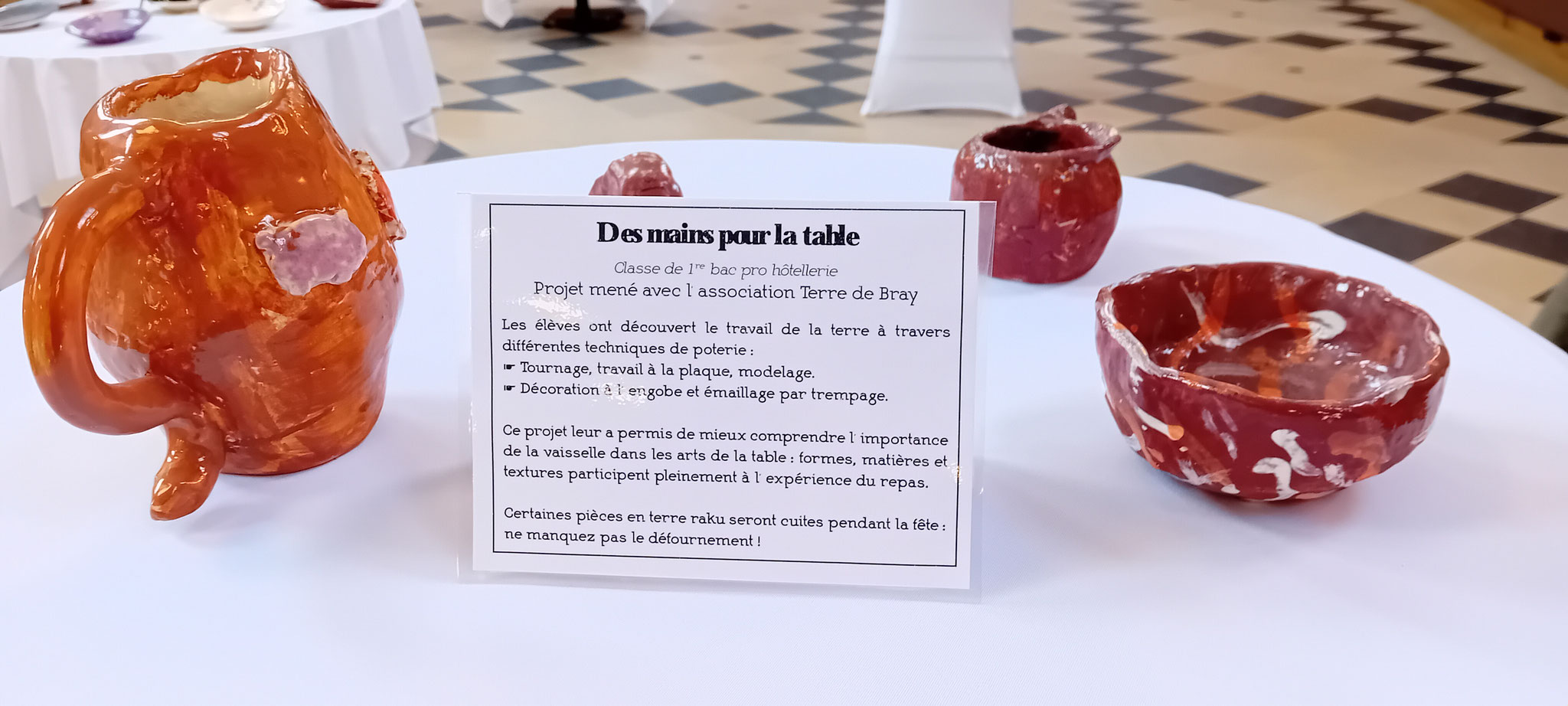 Exposition des travaux des élèves de Charlotte Massol, réalisés à l'atelier Terre de Bray en 2025