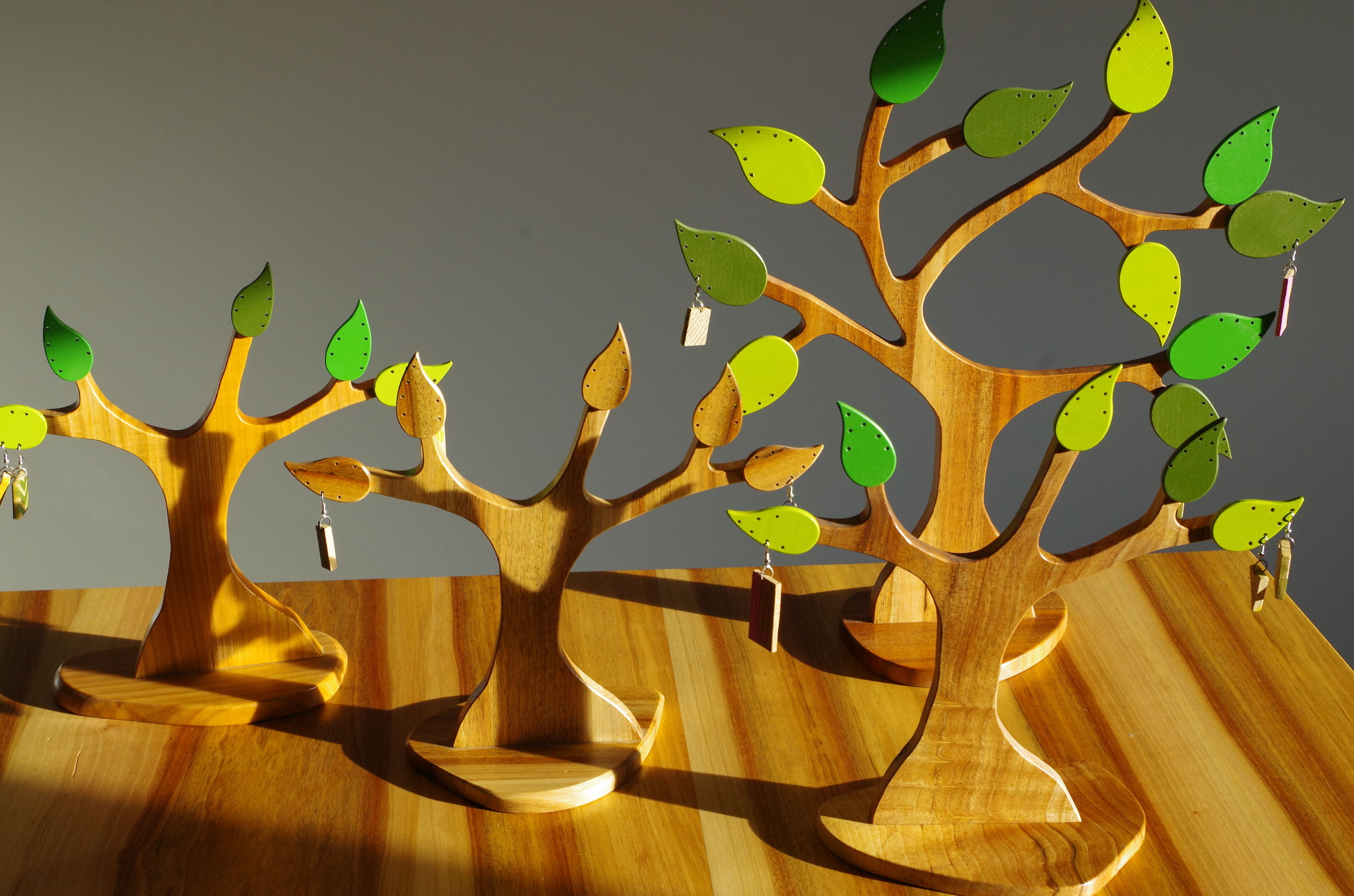 Porte-bijoux en bois