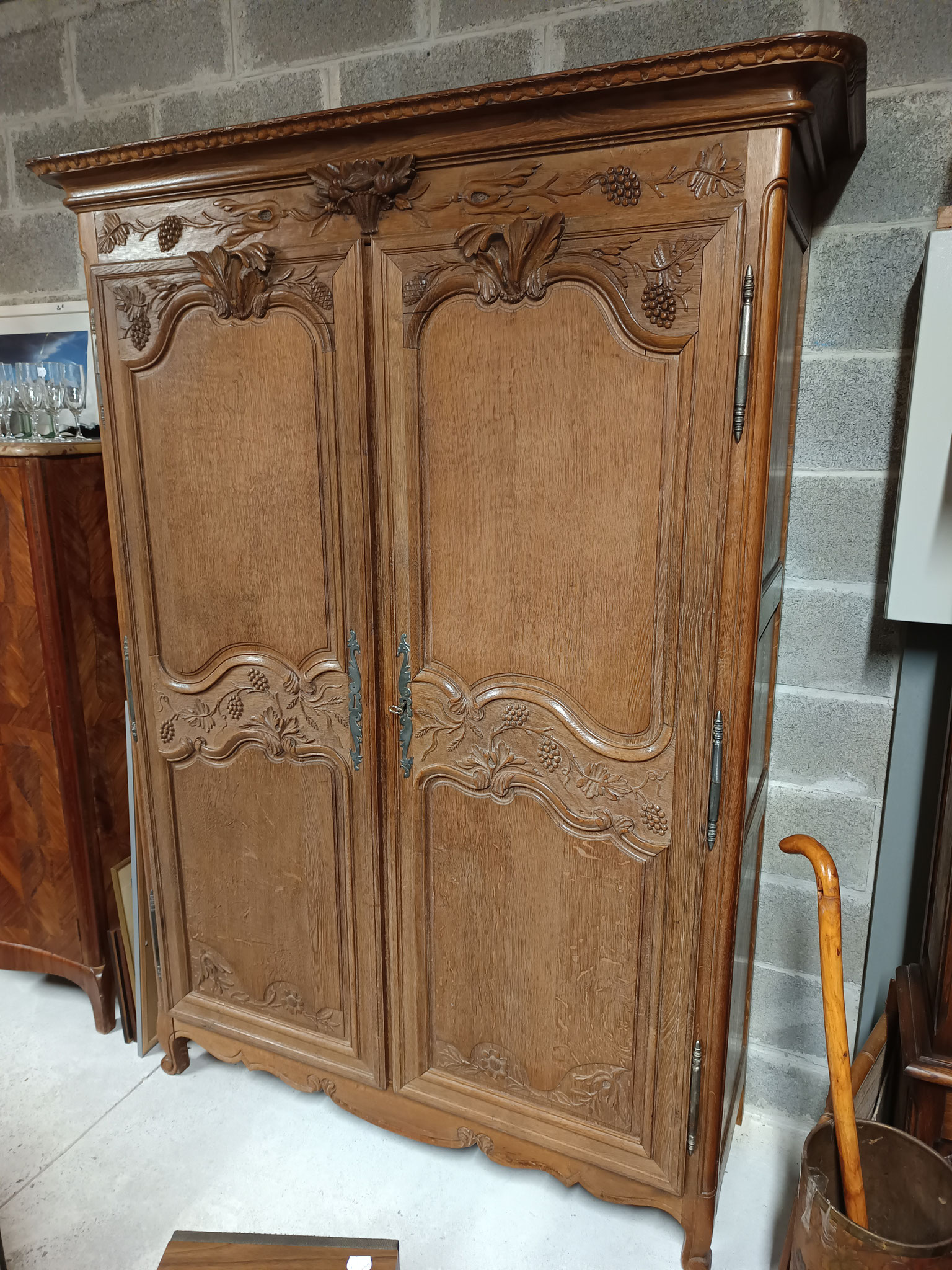 Armoire normande ancienne en chêne lg 1m48 pf 54cm ht 2m02